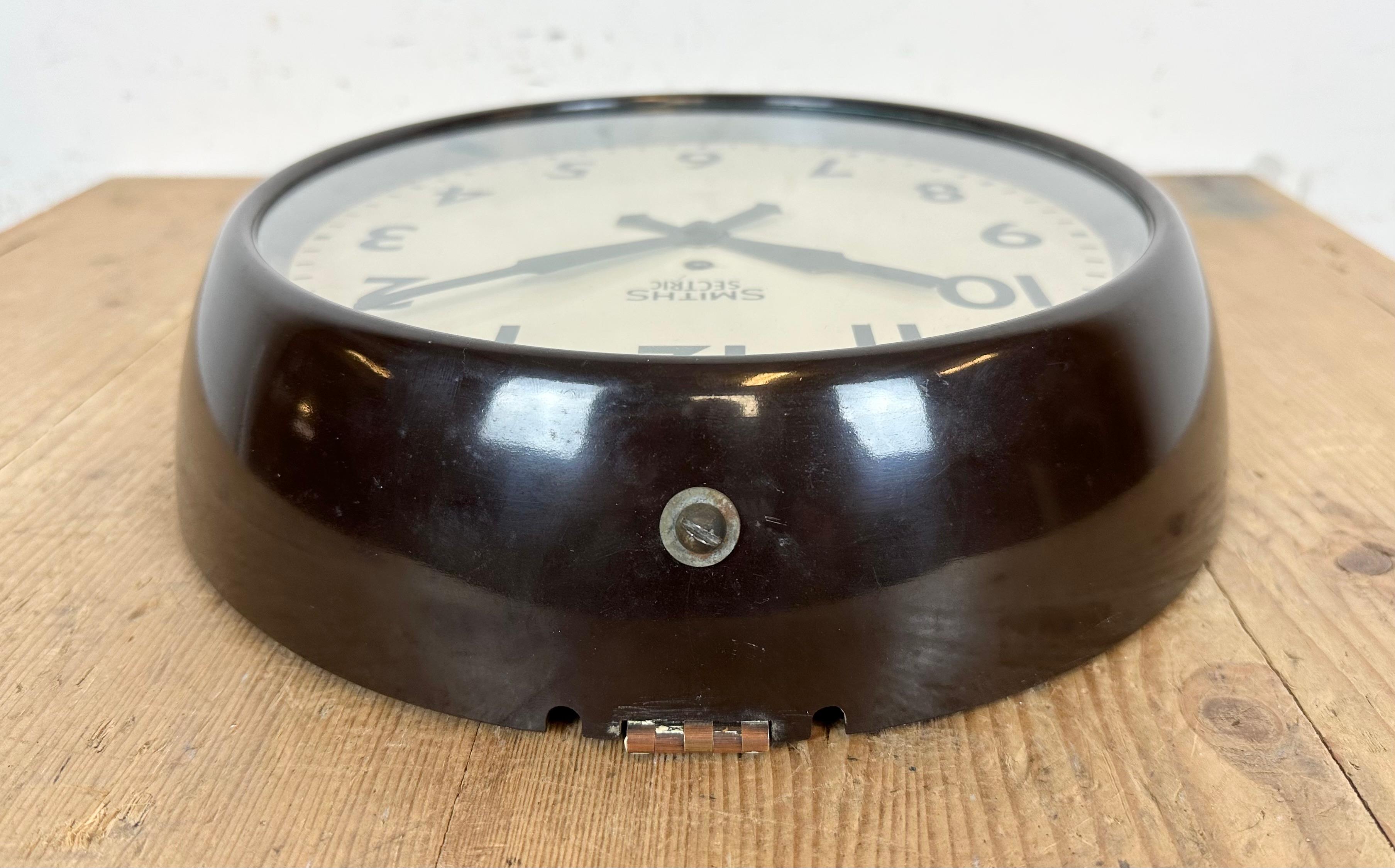 Vintage Brown Bakelite Electric Wall Clock from Smiths Sectric, 1950s 2