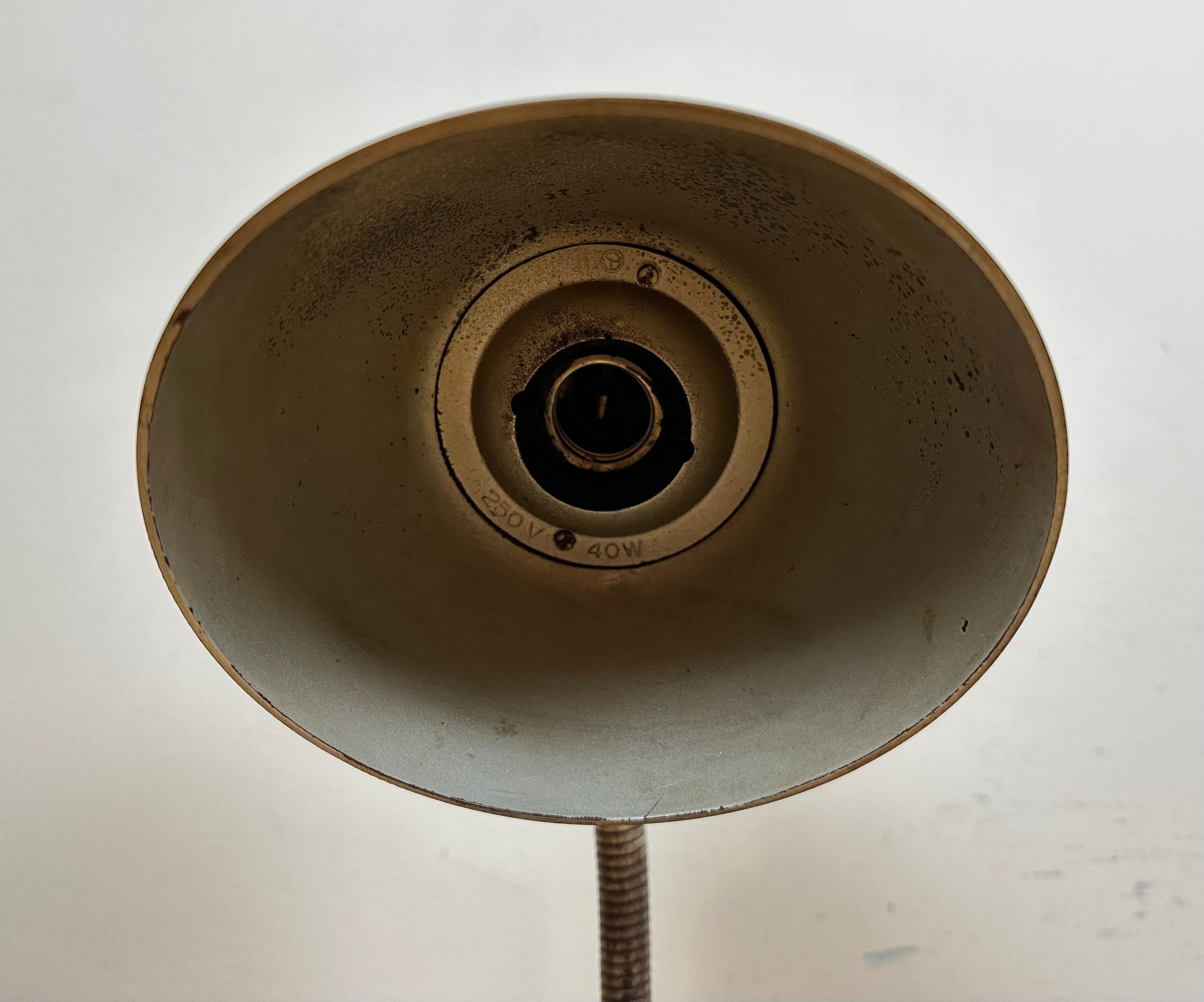 Vintage Brown Bakelite Gooseneck Table Lamp, 1960s 7