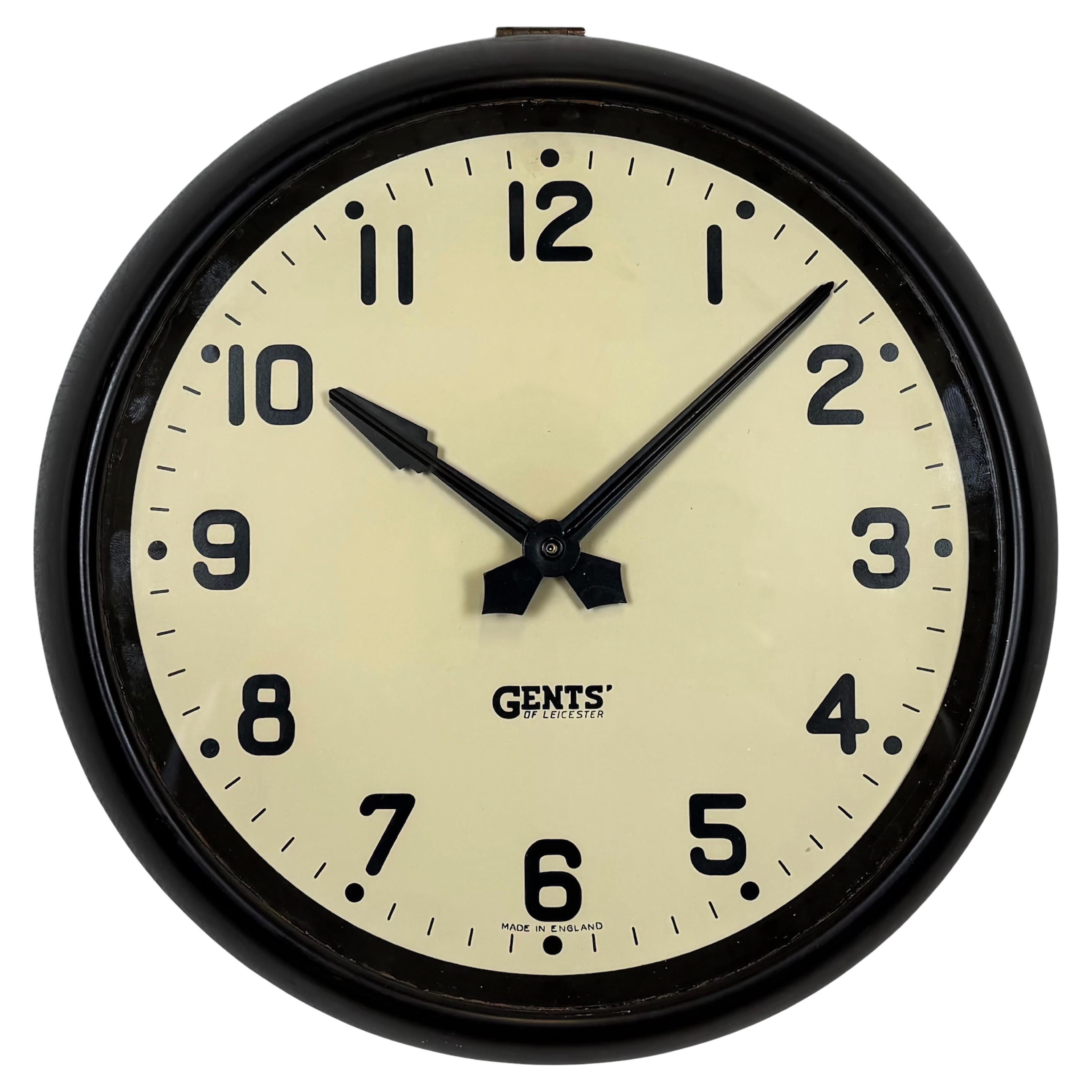Horloge murale vintage en bakélite Brown par Gents of Leicester, années 1950
