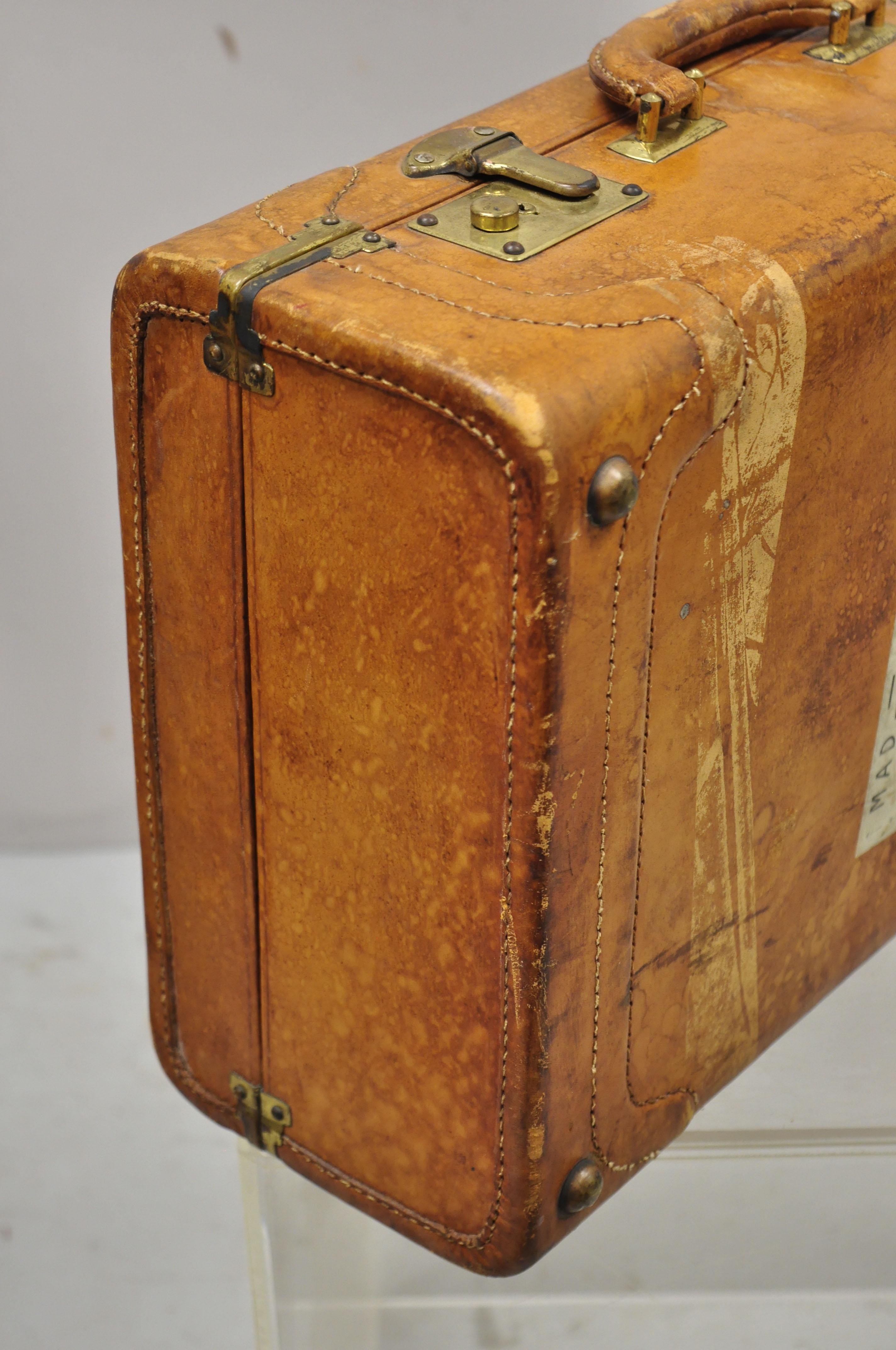 Vintage Brown Caramel Leather Hard Case Suitcase Luggage Trunk with Patina For Sale 1