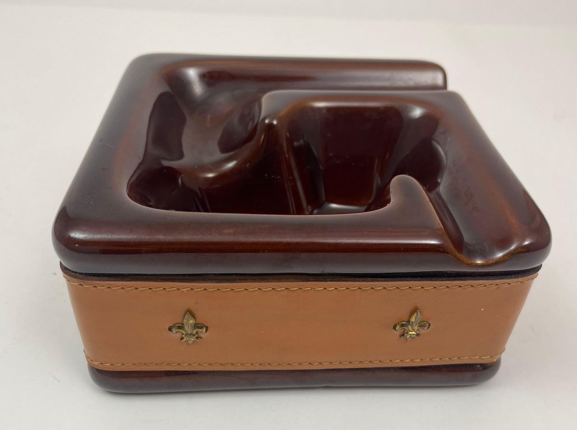 Art Deco Vintage Brown Ceramic Ashtray Wrapped in Saddle Leather For Sale