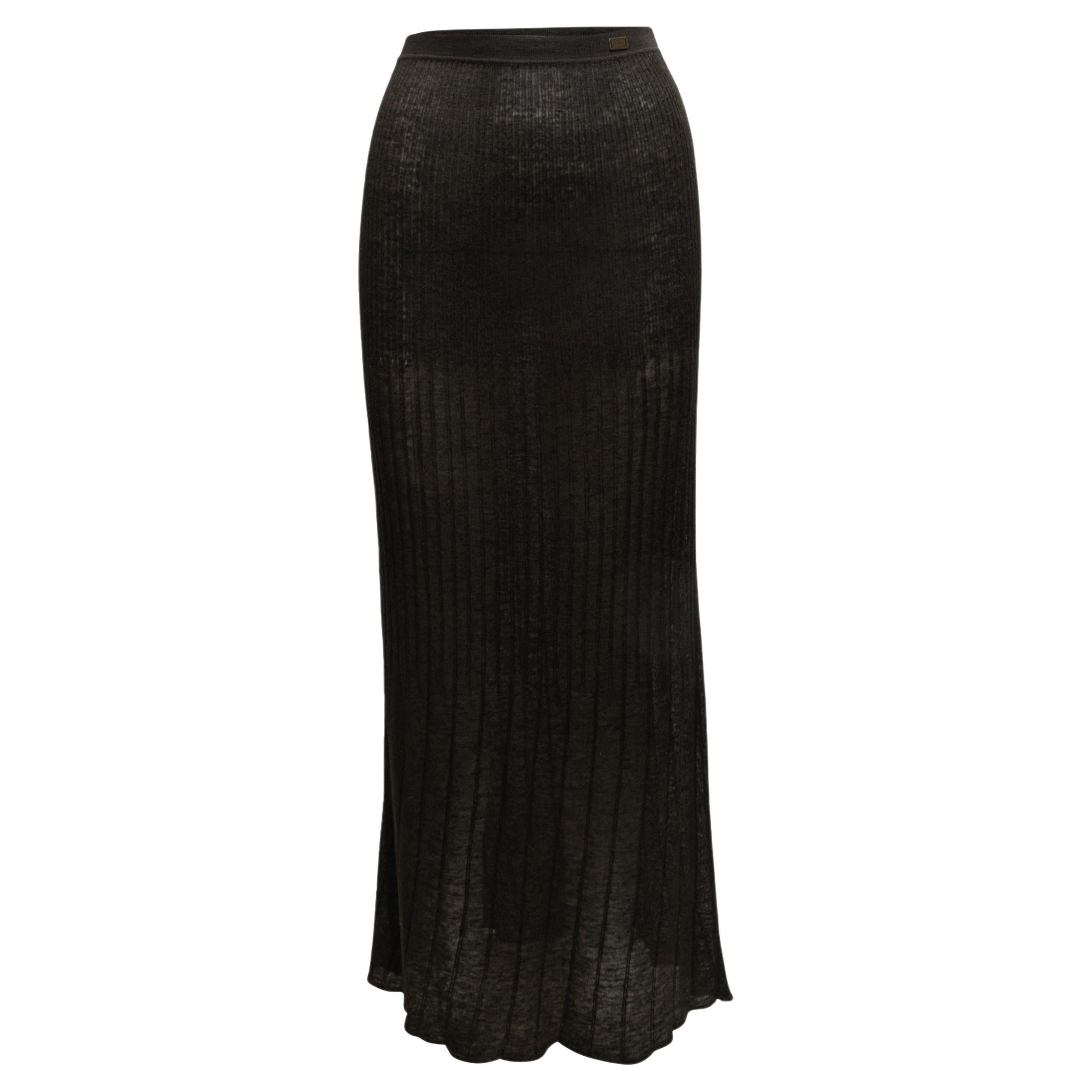 Vintage Brown Chanel Spring/Summer 1999 Knit Maxi Skirt Size FR 38 For Sale