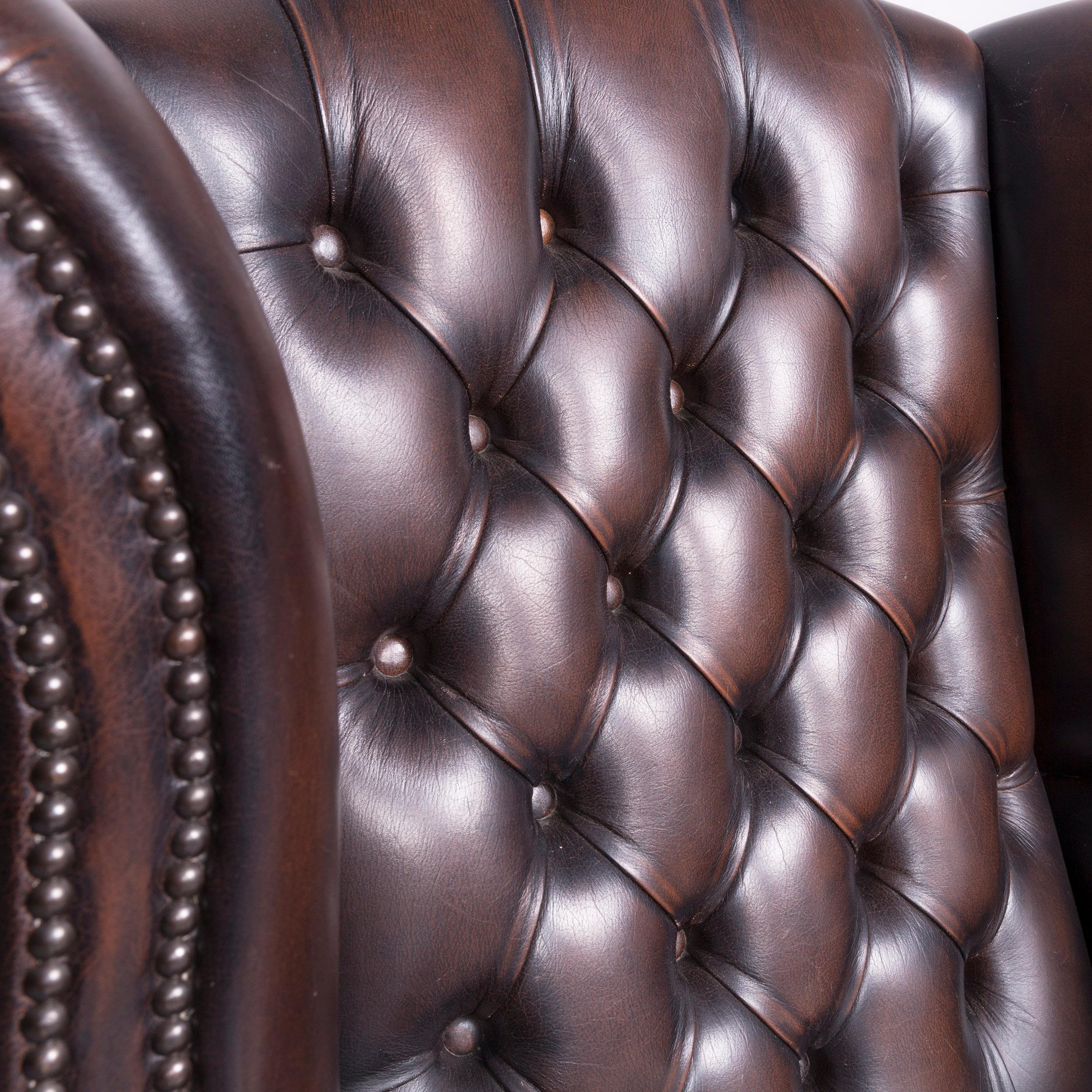 Contemporary Vintage Brown Chesterfield Leather Brown Armchair Buttoned Clubchair