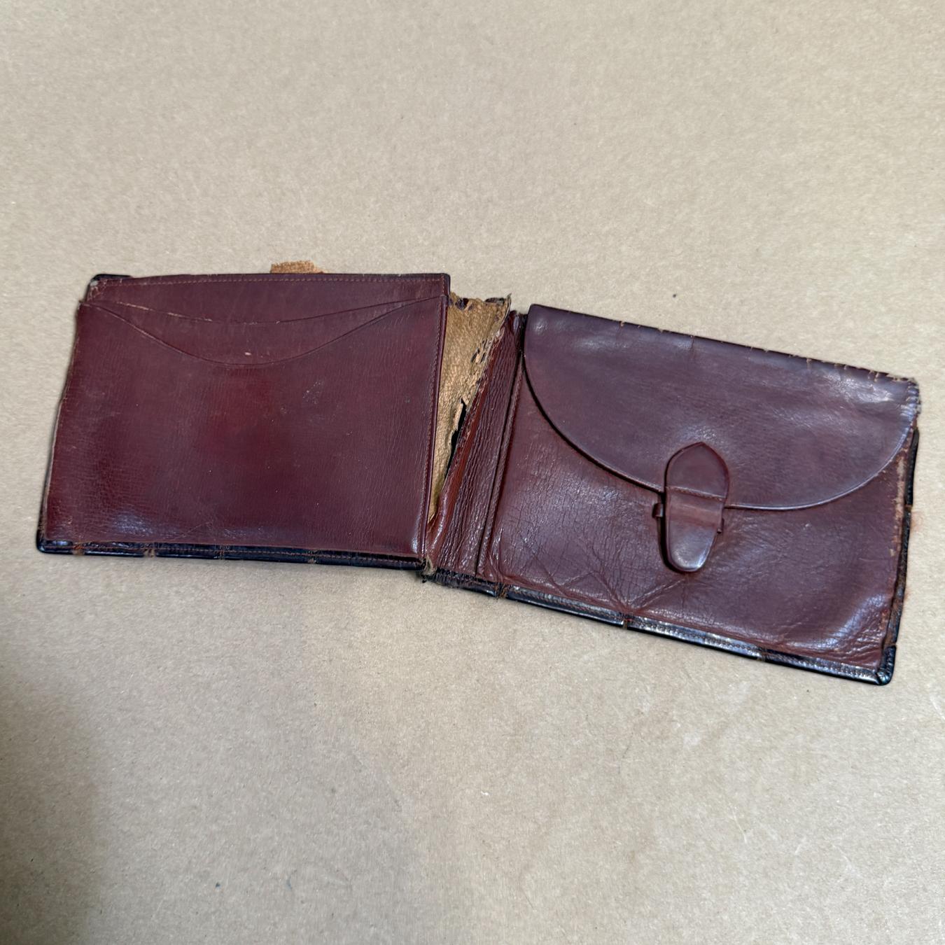 Distressed Brown Crocodile Wallet Italy For Sale 4