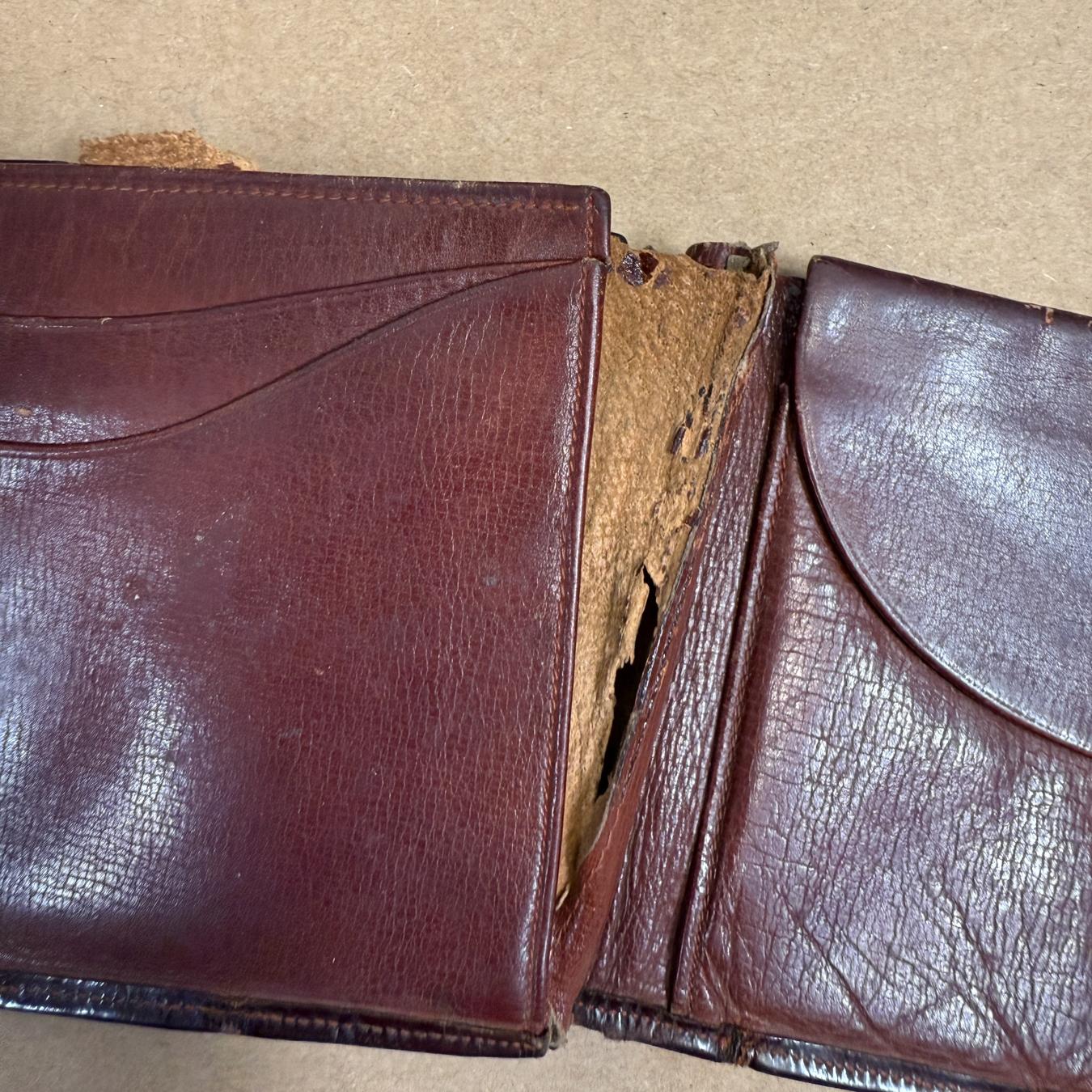 Distressed Brown Crocodile Wallet Italy For Sale 5