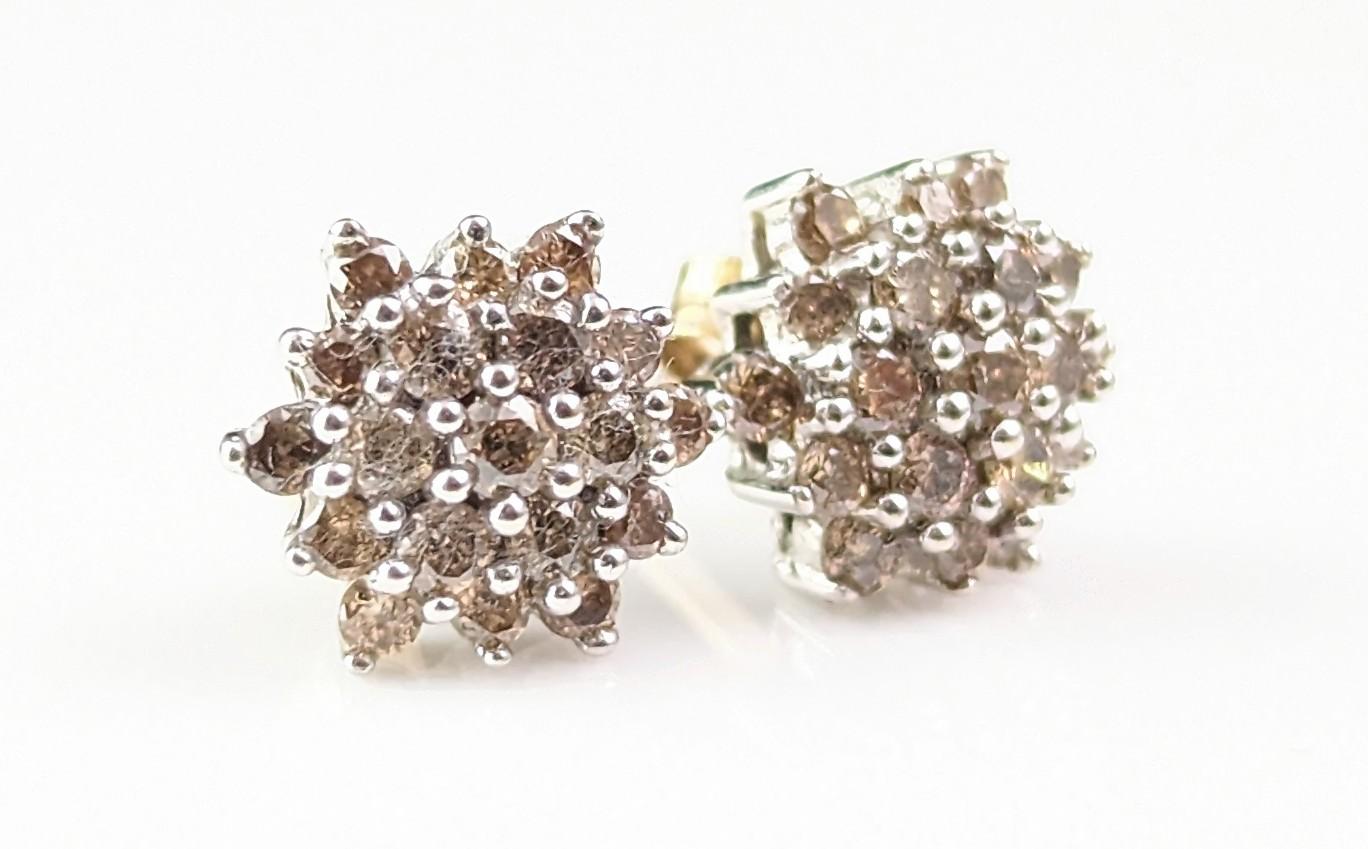 Vintage Brown Diamond stud earrings, cluster, 9k gold  For Sale 4
