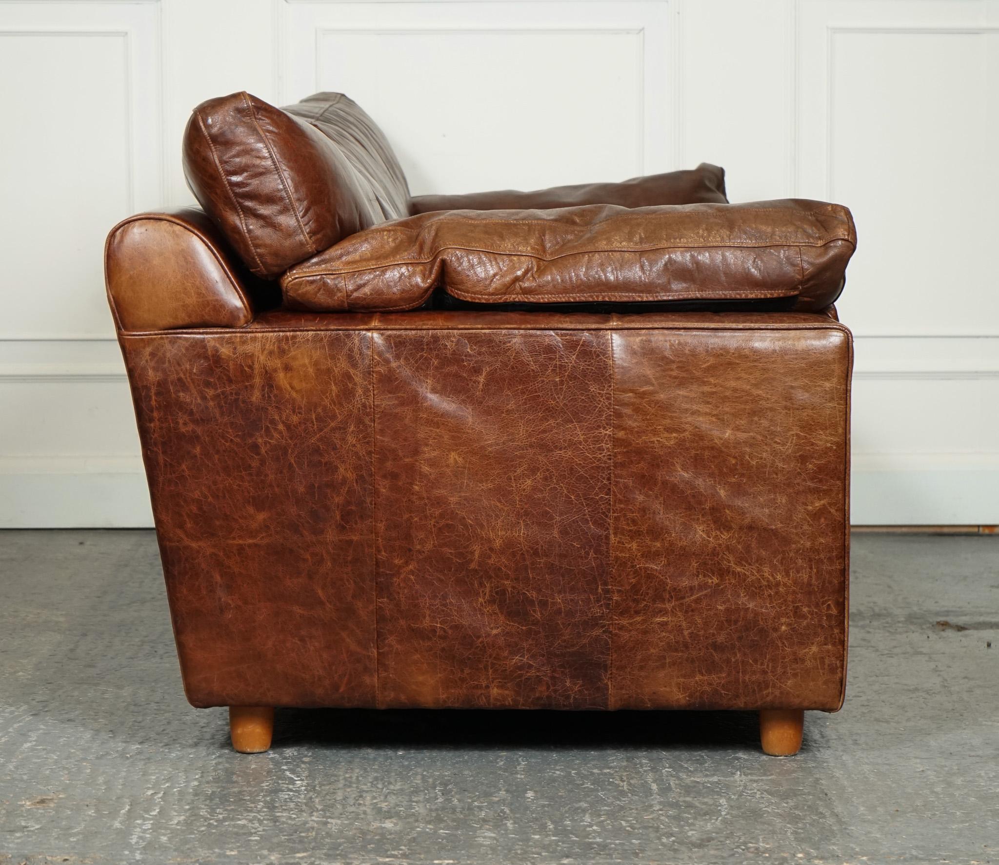 VINTAGE BROWN HERITAGE LEATHER 2 TO 3 SEATER SOFA MATCHING ARMCHAIRS AVAiLABLE 5