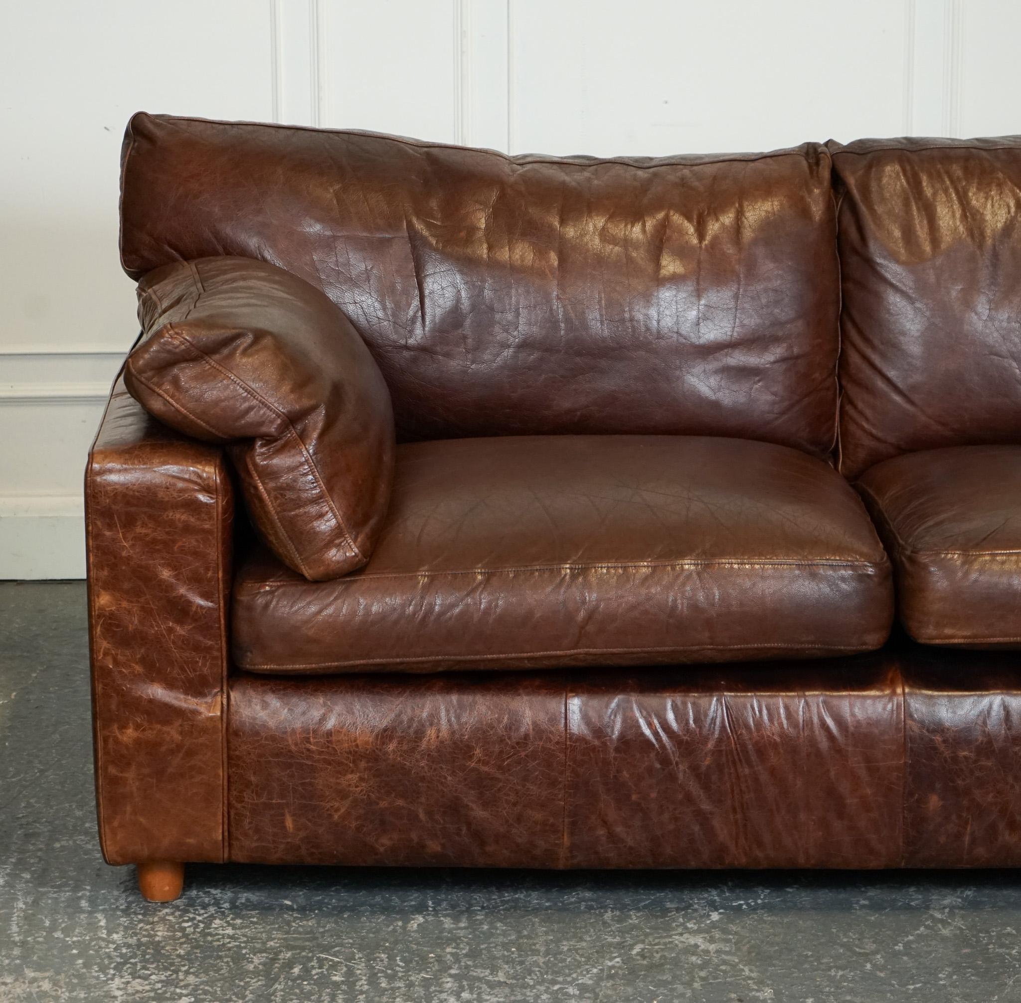 Hand-Crafted VINTAGE BROWN HERITAGE LEATHER 2 TO 3 SEATER SOFA MATCHING ARMCHAIRS AVAiLABLE