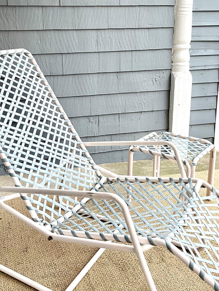 Vintage Brown Jordan Outdoor Patio Chaise Lounge For Sale at 1stDibs