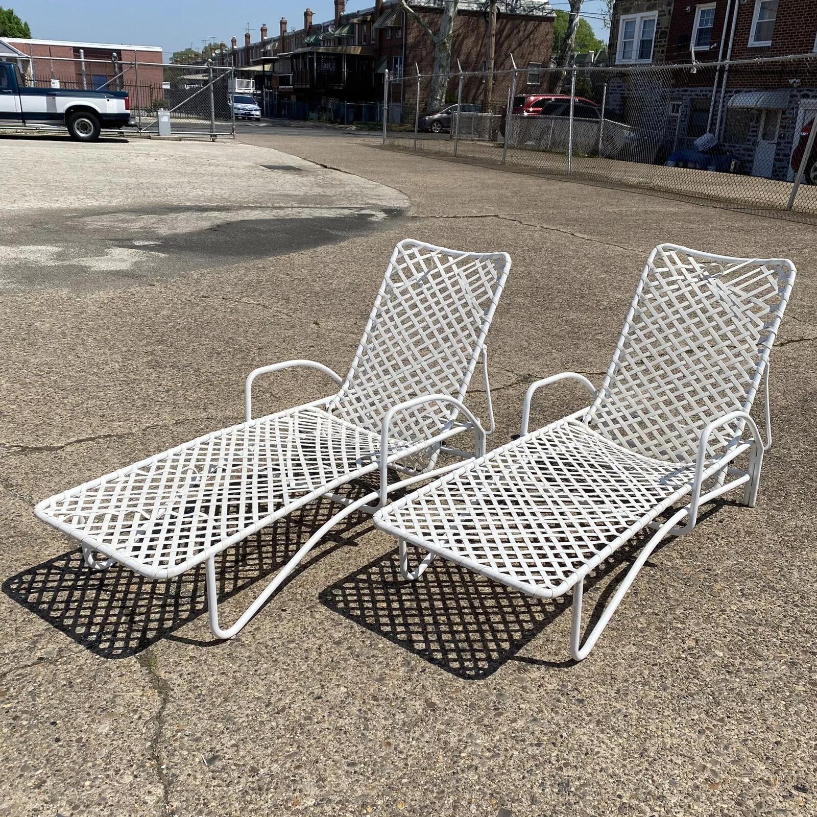 Vintage Brown Jordan Tamiami Vinyl Strap White Patio Chaise Lounge Chair - Pair 5