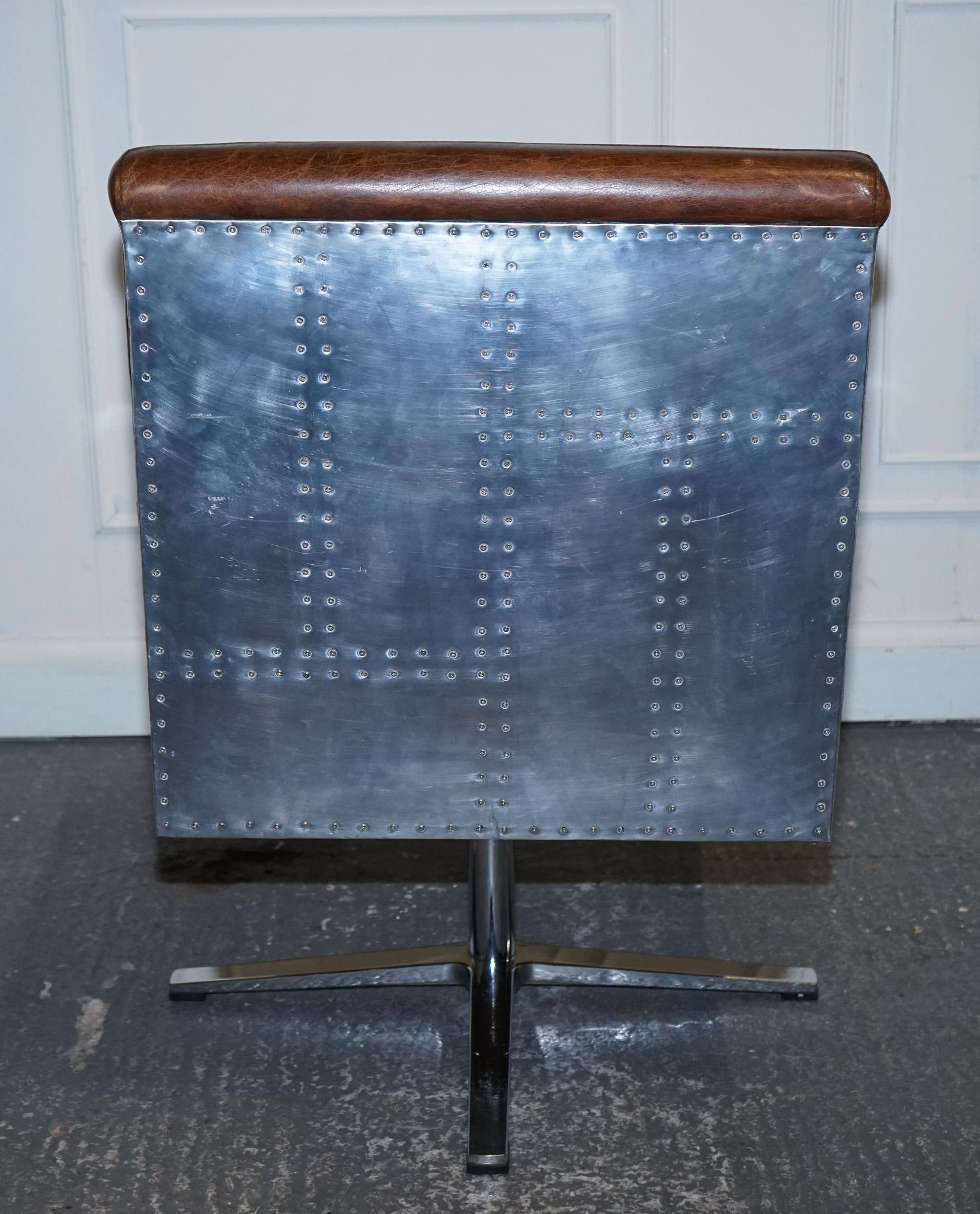 VINTAGE BROWN LEATHER AVIATOR METAL SWIVEL OFFICE CAPTAINS ARMCHAiR For Sale 5