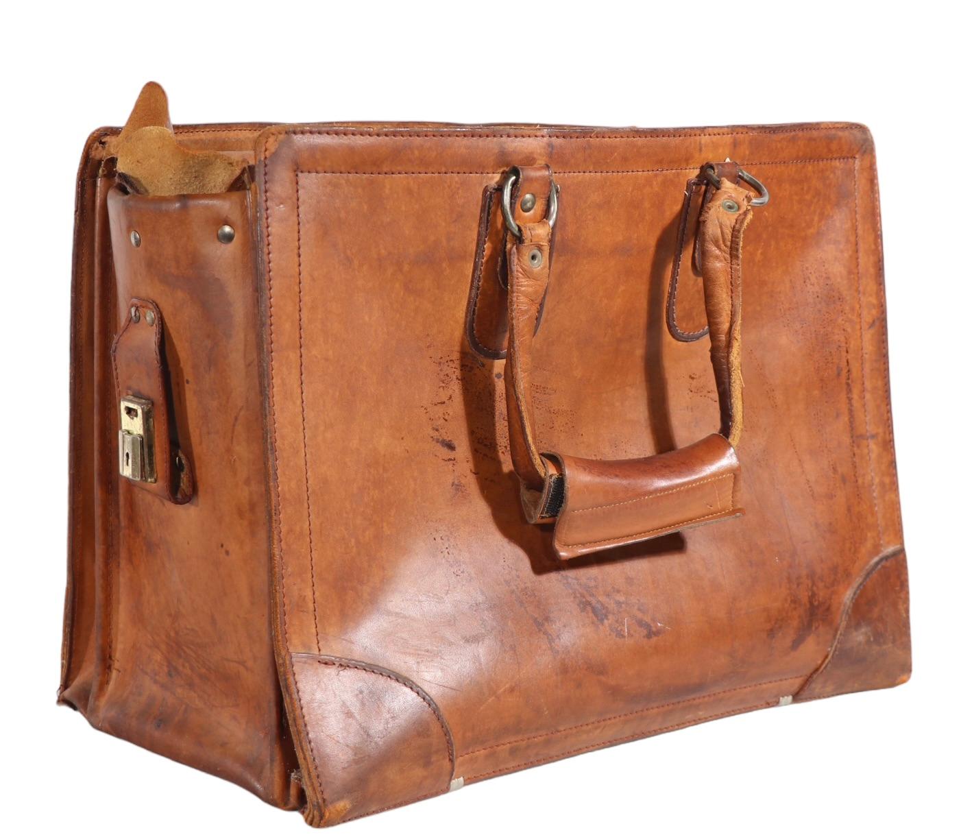 Vintage Brown Leather Carry Bag Suitcase 4