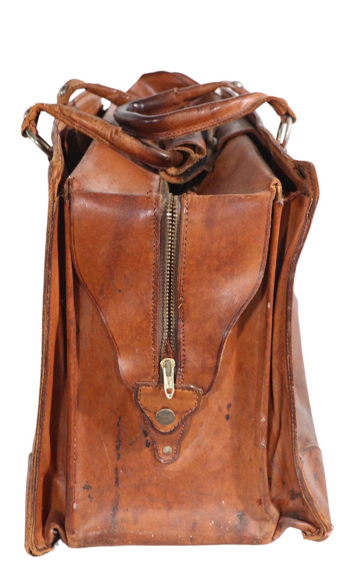 Art Deco Vintage Brown Leather Carry Bag Suitcase 