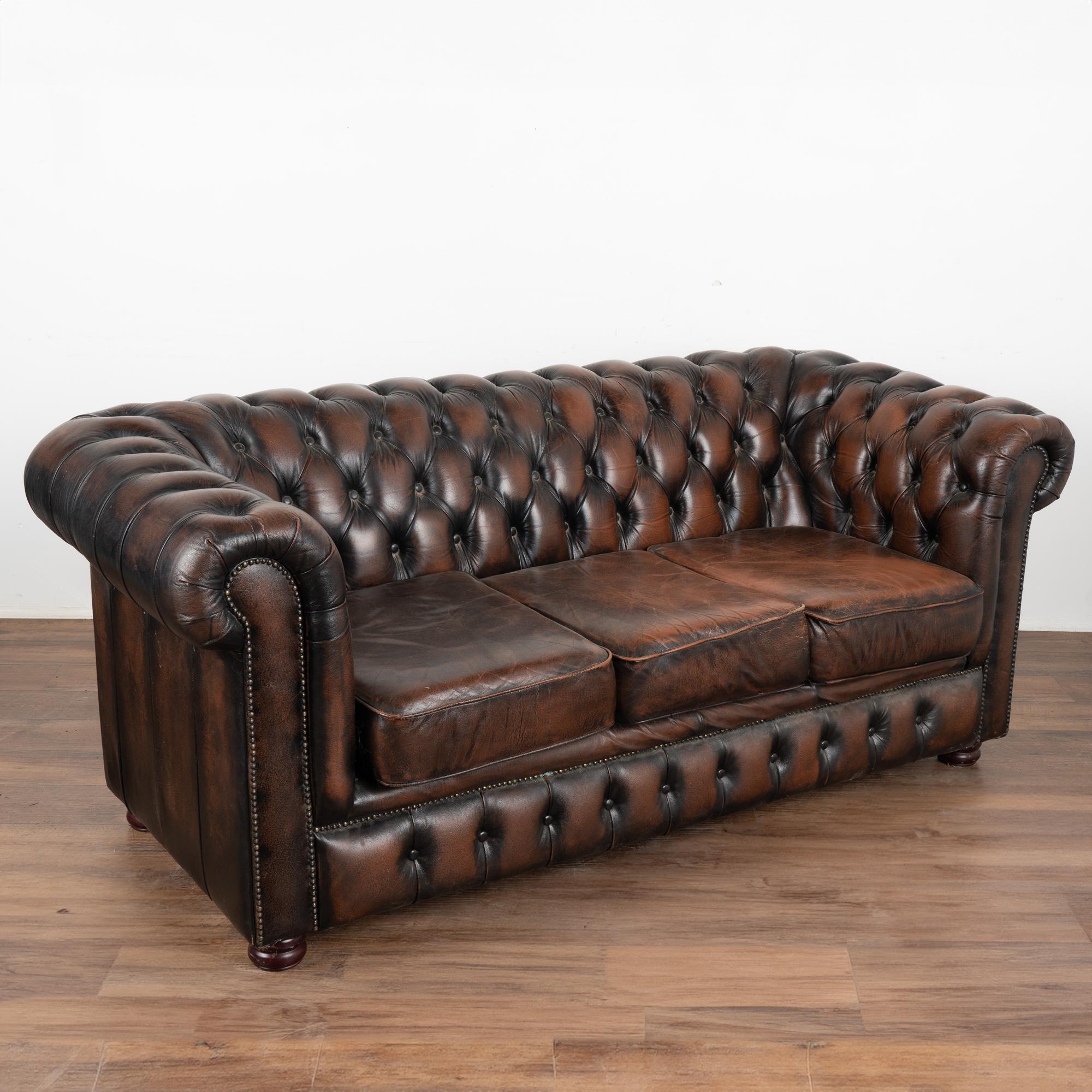 Danish Vintage Brown Leather Chesterfield 3 Seat and 2 Seat Sofa Set, circa 1970-80