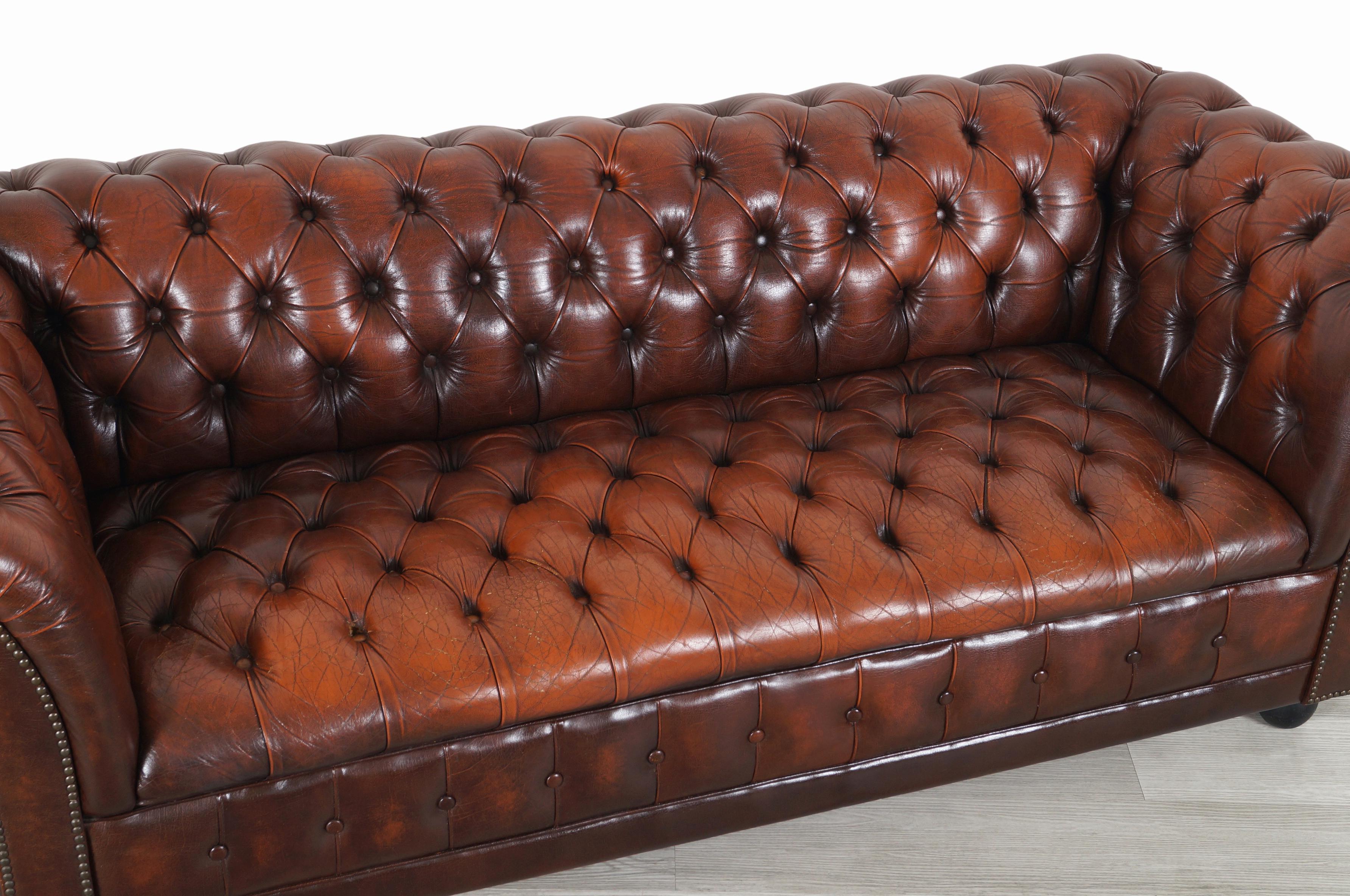 Vintage Brown Leather Chesterfield Sofa 1