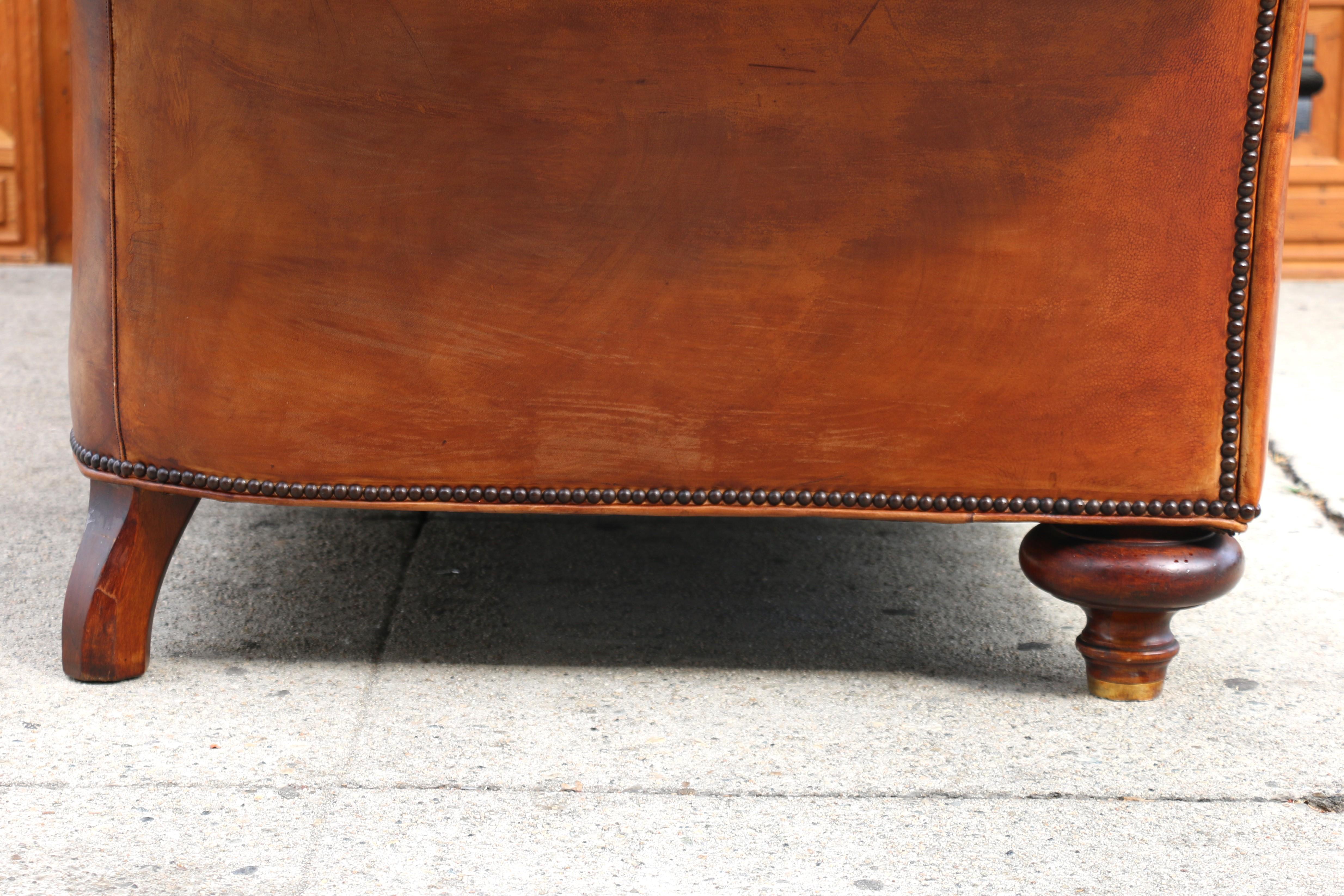 Vintage Brown Leder Chesterfield Sofa von Baker Möbel, CIRCA 1950's im Angebot 8