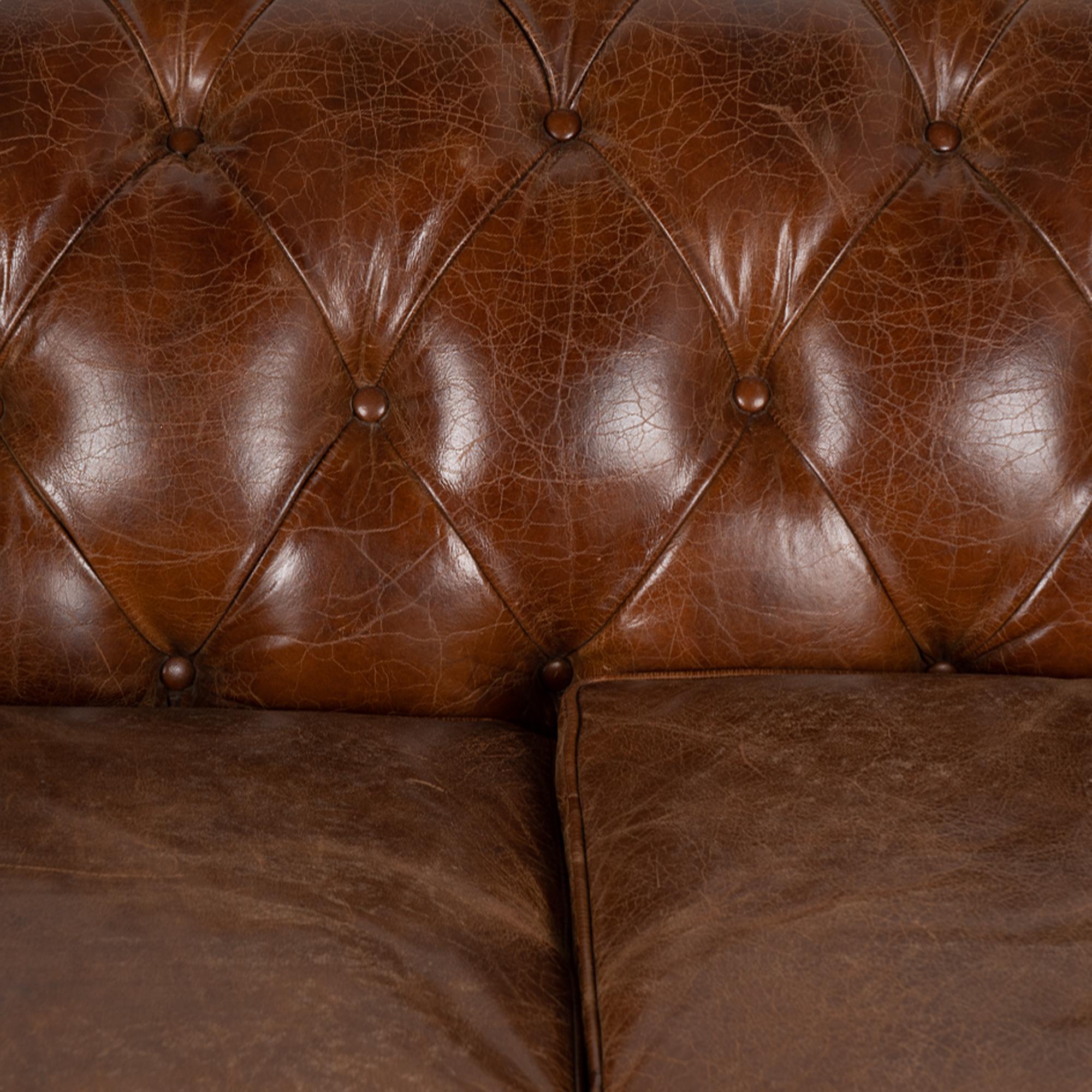 Vintage Brown Leather Chesterfield Two Seat Sofa Loveseat, England circa 1960-80 2