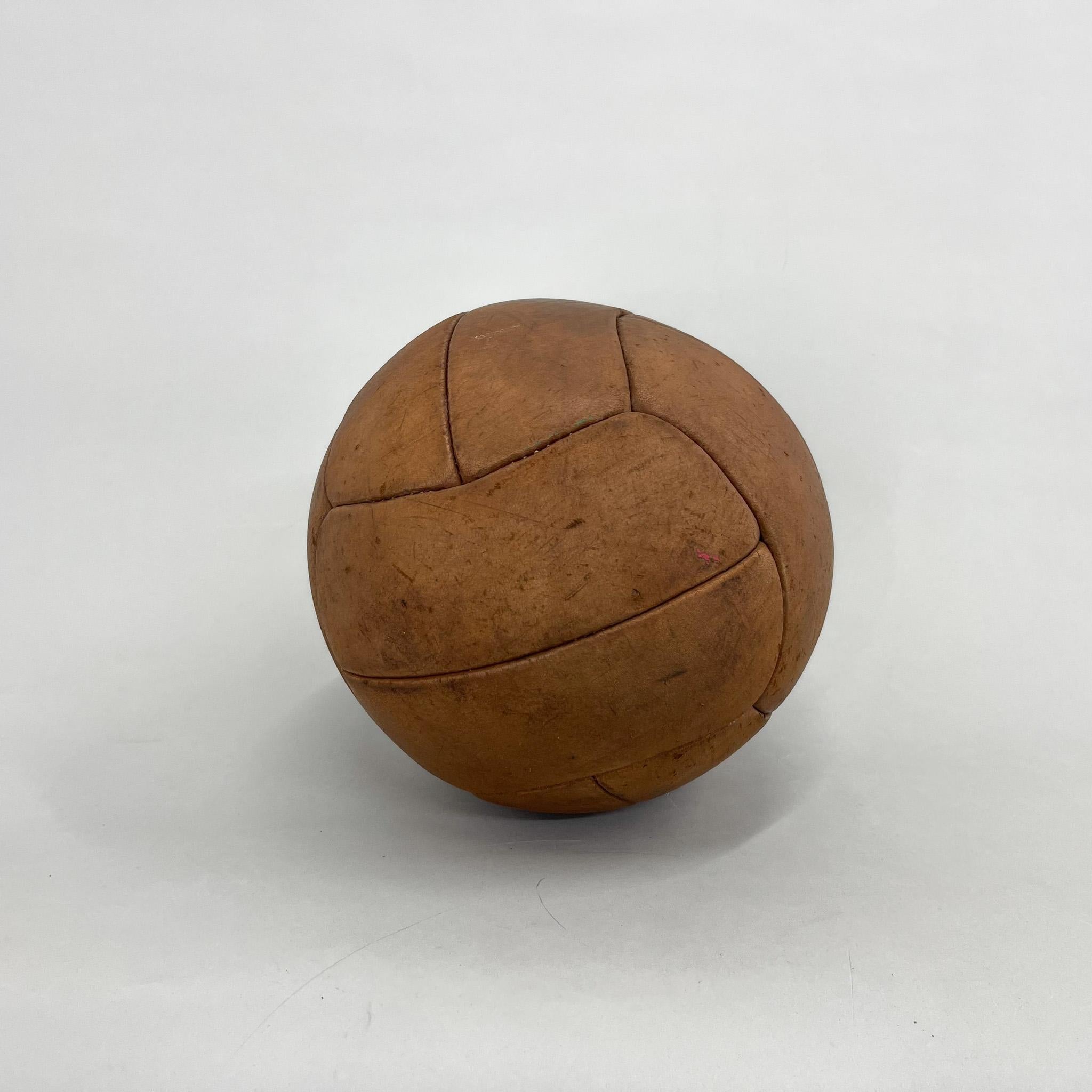Vintage Brown Leather Medicine Ball, 1930s For Sale 1