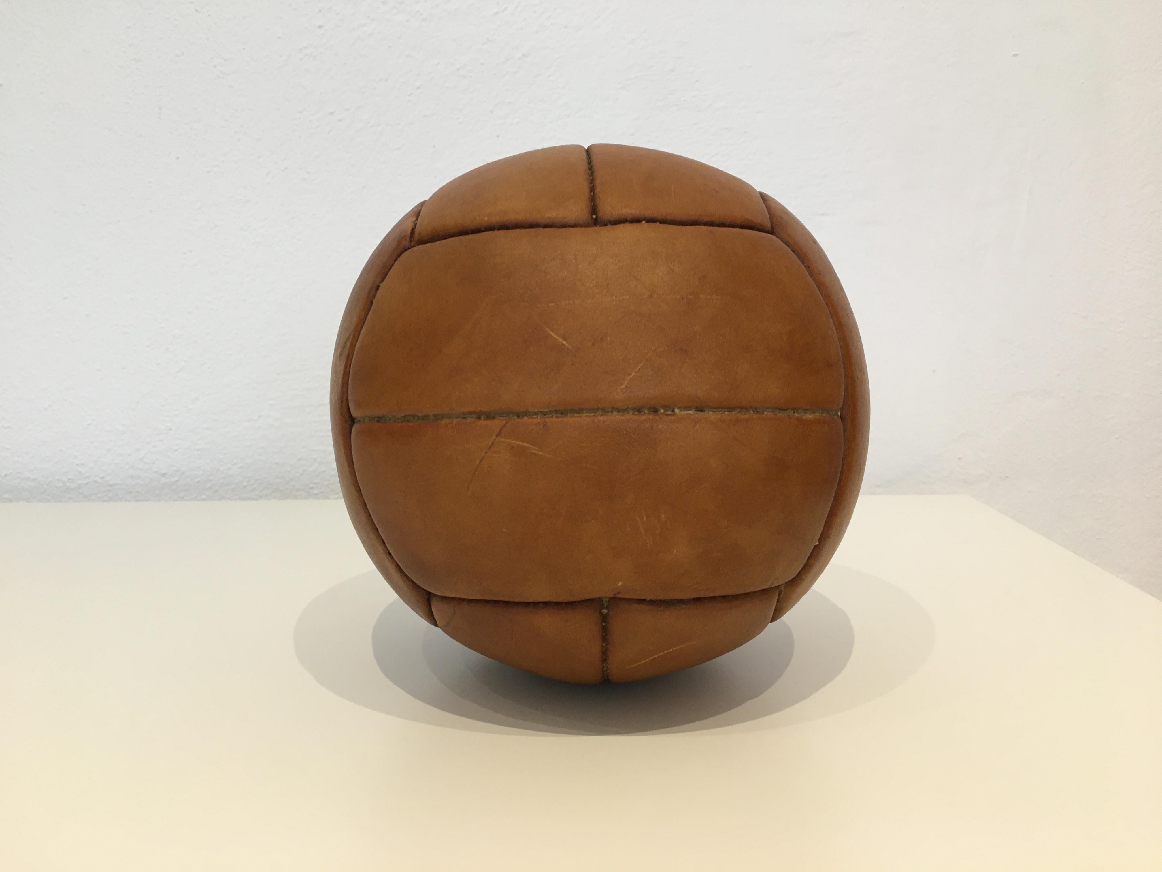 20th Century Vintage Brown Leather Medicine Ball, 1kg, 1930s For Sale