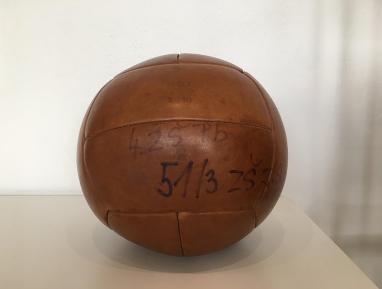 Mid-Century Modern Vintage Brown Leather Medicine Ball, 5kg, 1930s For Sale