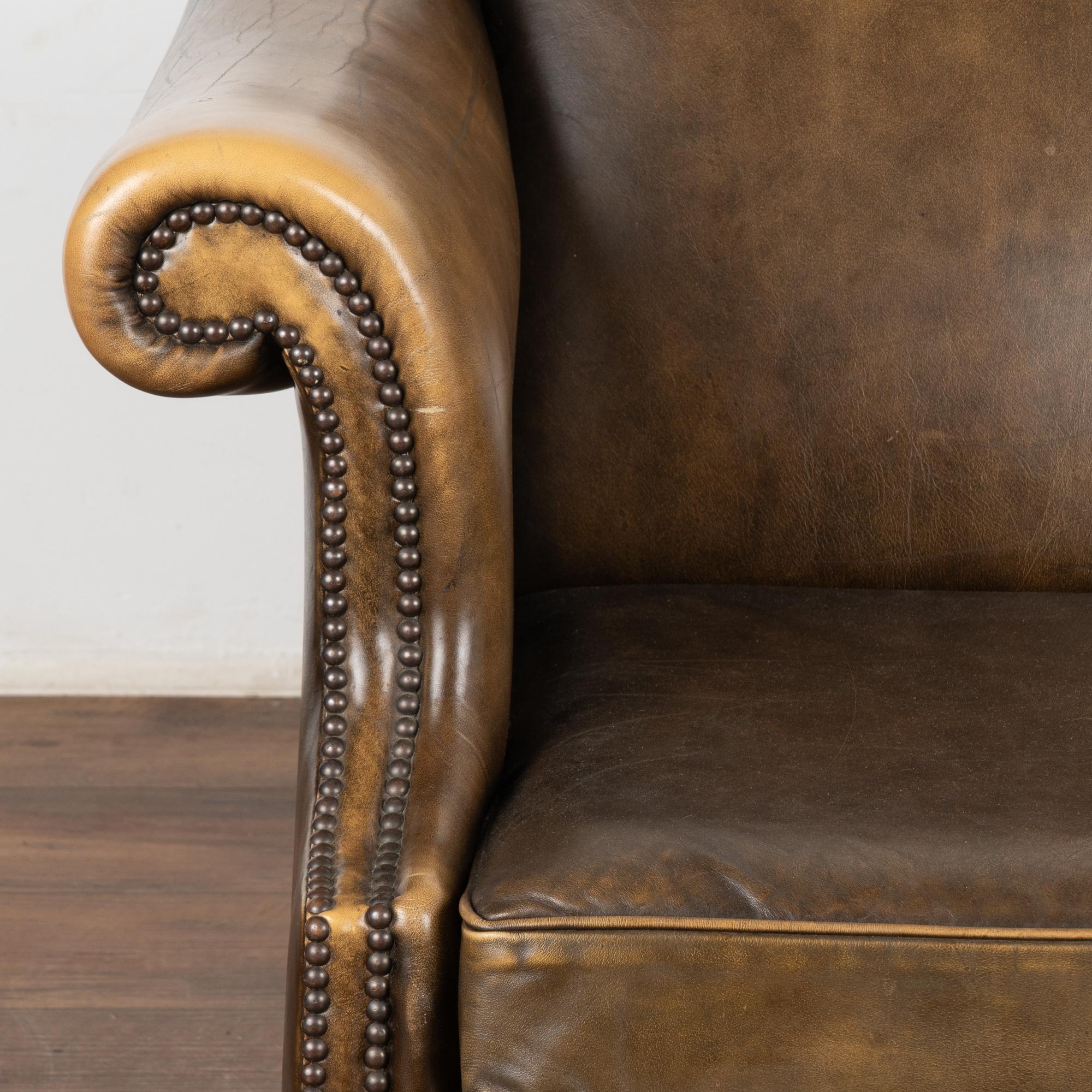 20ième siècle Canapé trois places vintage en cuir Brown, Danemark circa 1920-40 en vente