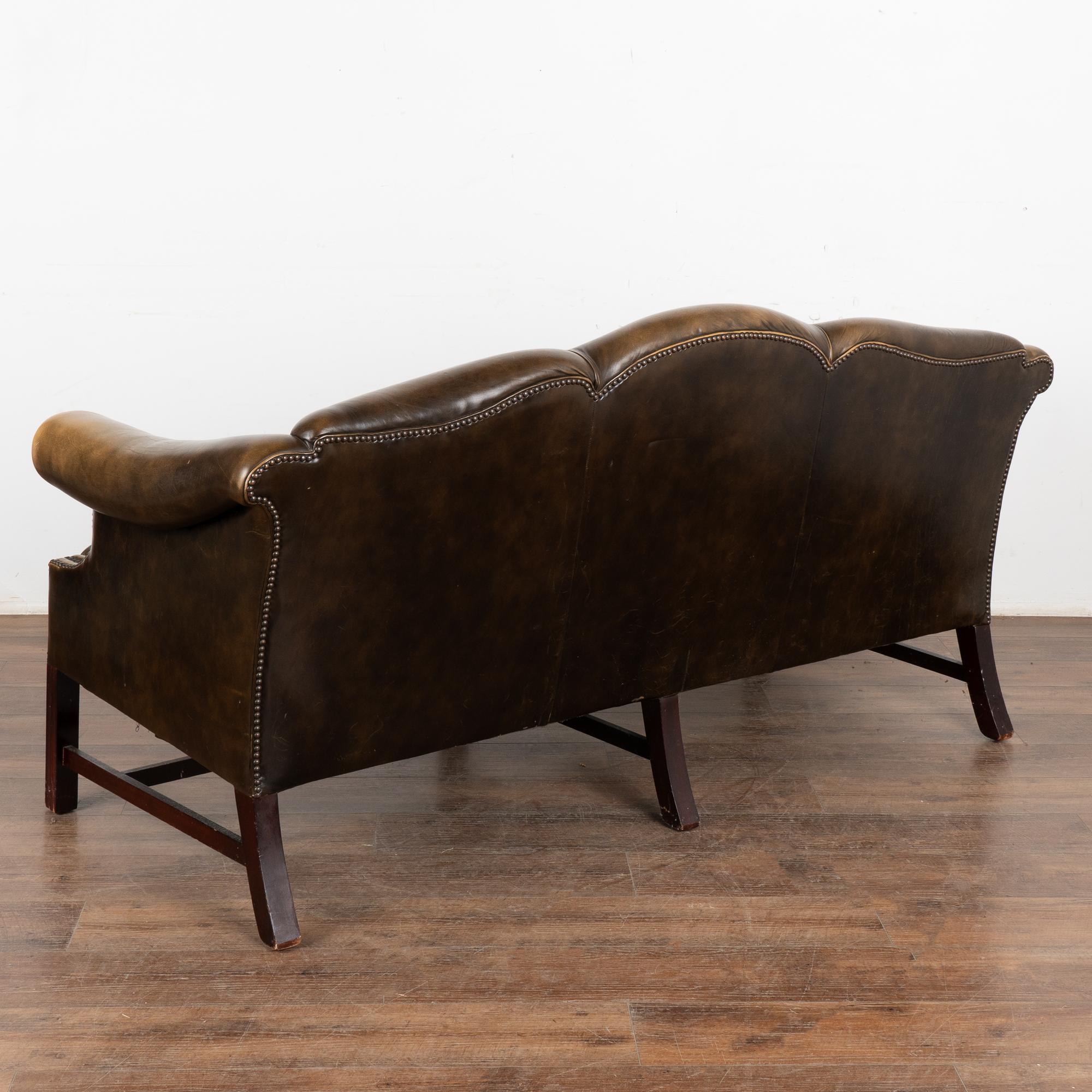 Canapé trois places vintage en cuir Brown, Danemark circa 1920-40 en vente 3