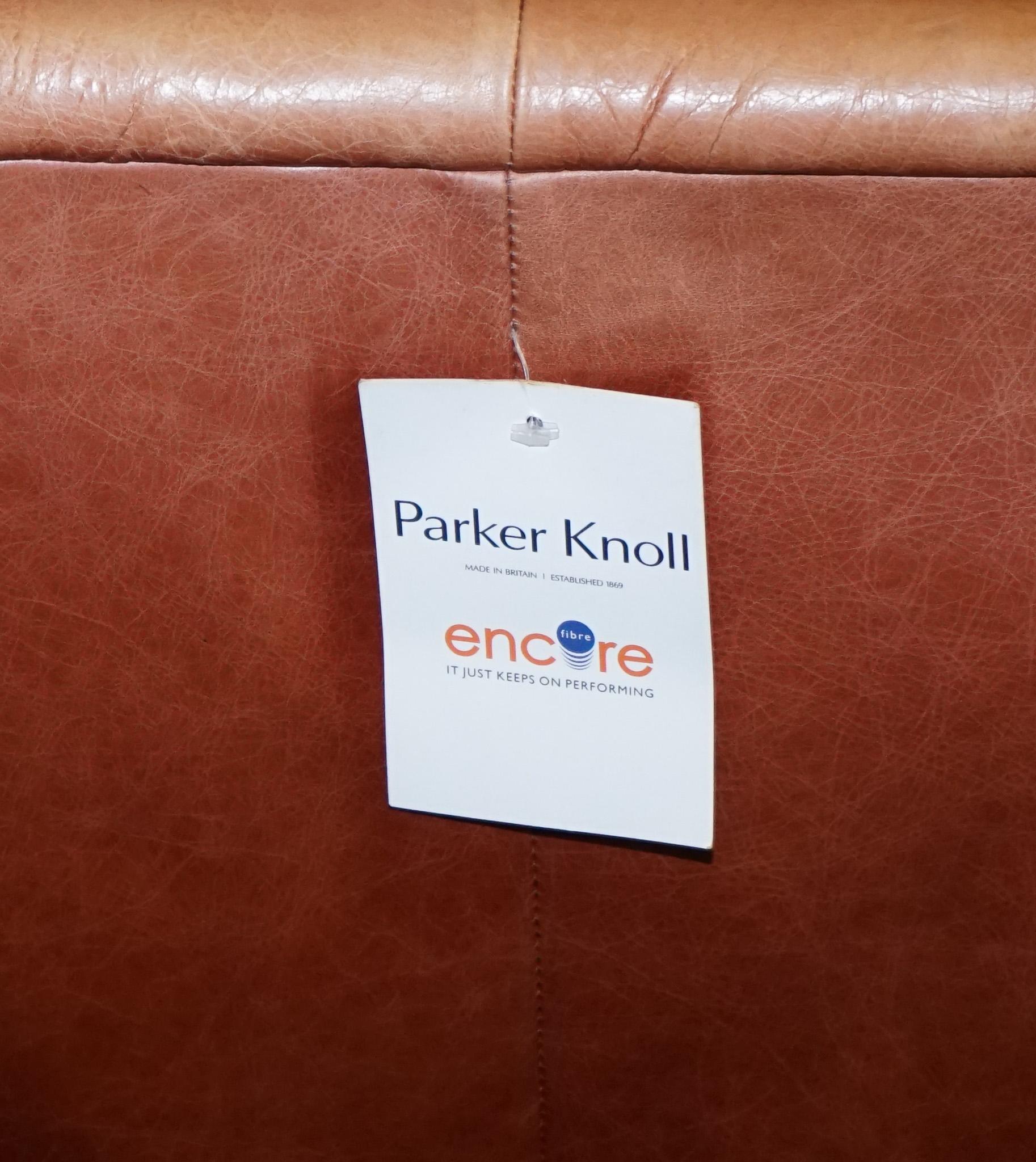 ViNTAGE BROWN LEATHER TWO SEATER PARKER KNOLL SOFA 11
