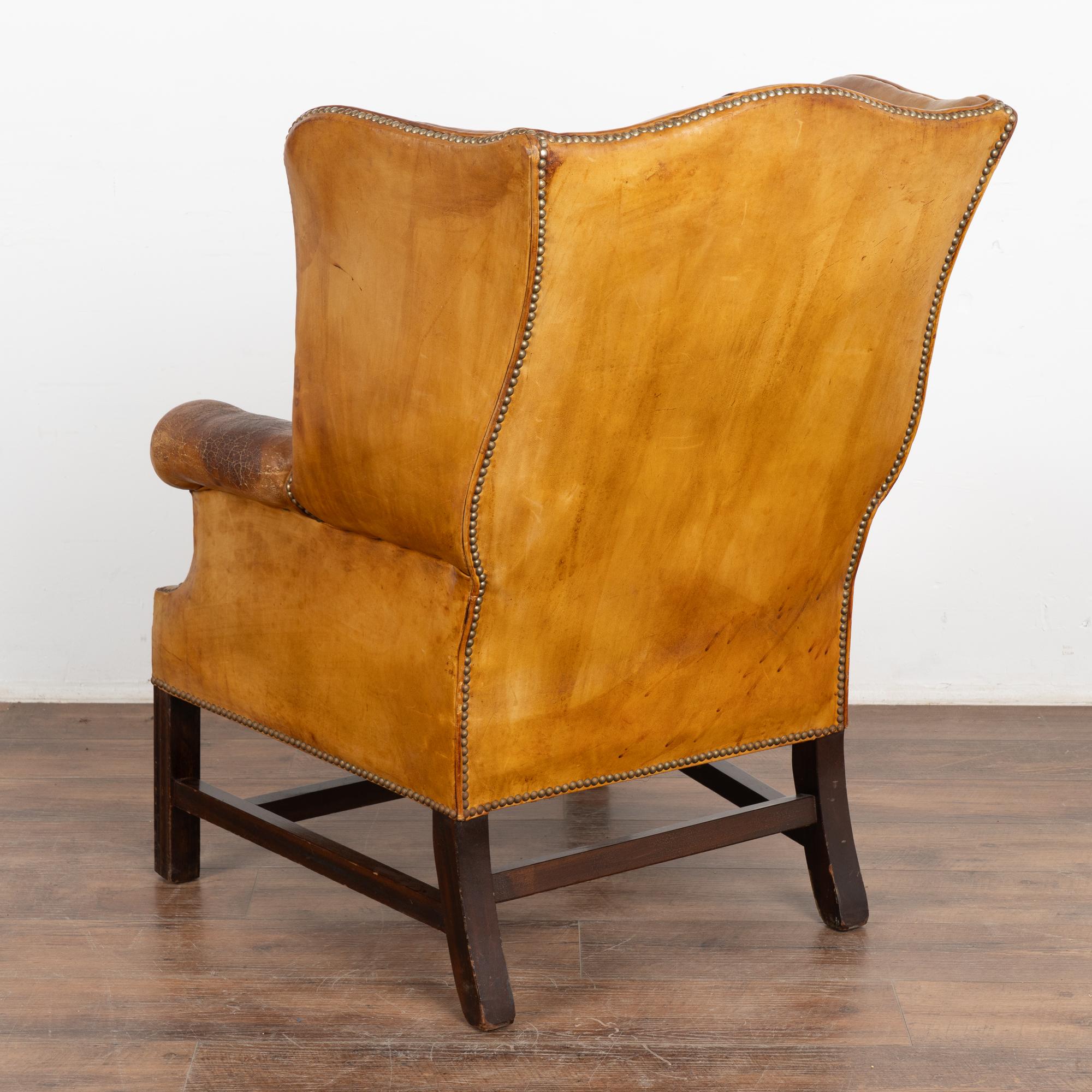 Vintage Brown Leather Wingback Chesterfield Arm Chair, England circa 1940 For Sale 6