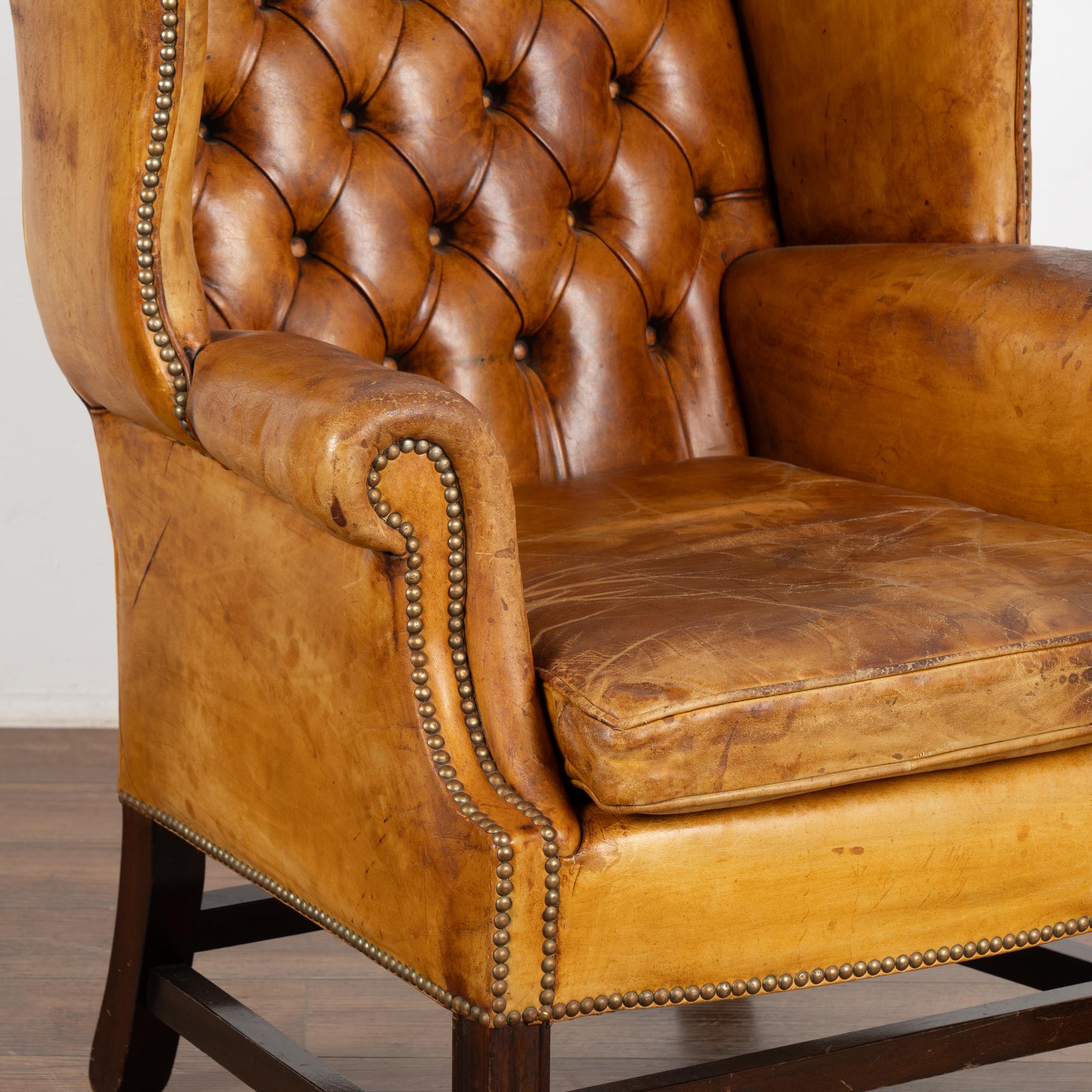 Vintage Brown Leather Wingback Chesterfield Arm Chair, England circa 1940 For Sale 2