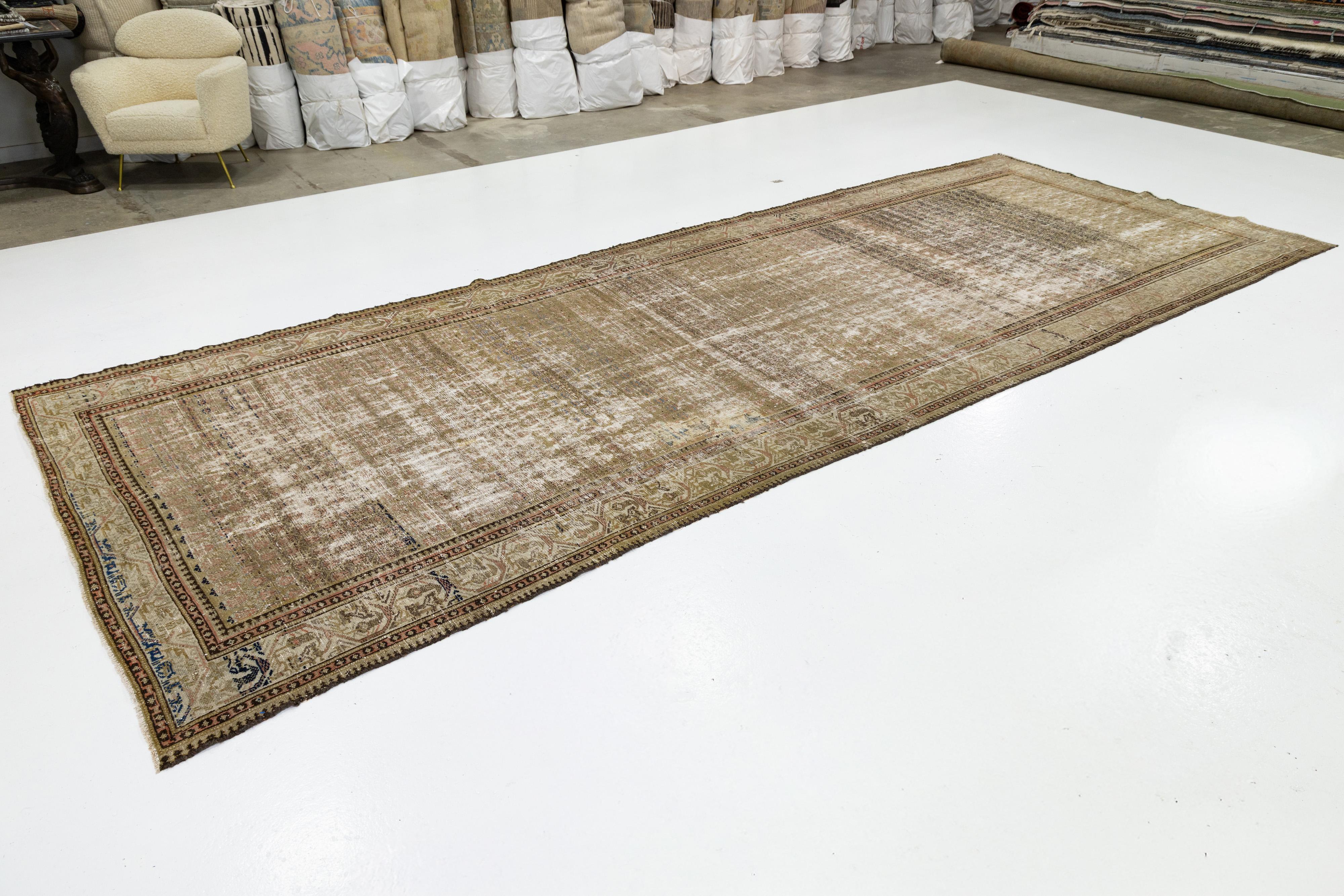 Perse Tapis de couloir vintage en laine marron Malayer fait à la main en vente