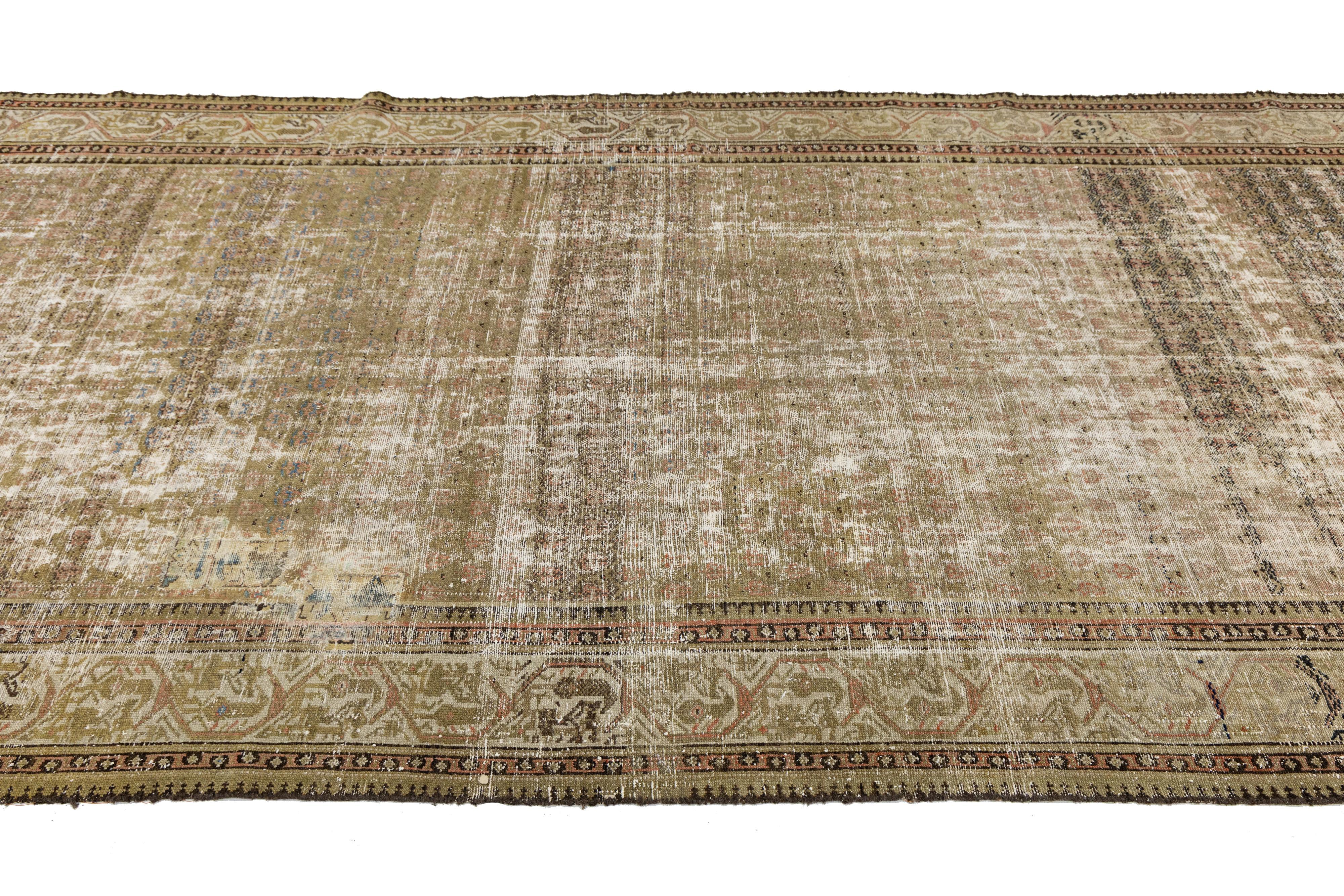 Tapis de couloir vintage en laine marron Malayer fait à la main Abîmé - En vente à Norwalk, CT
