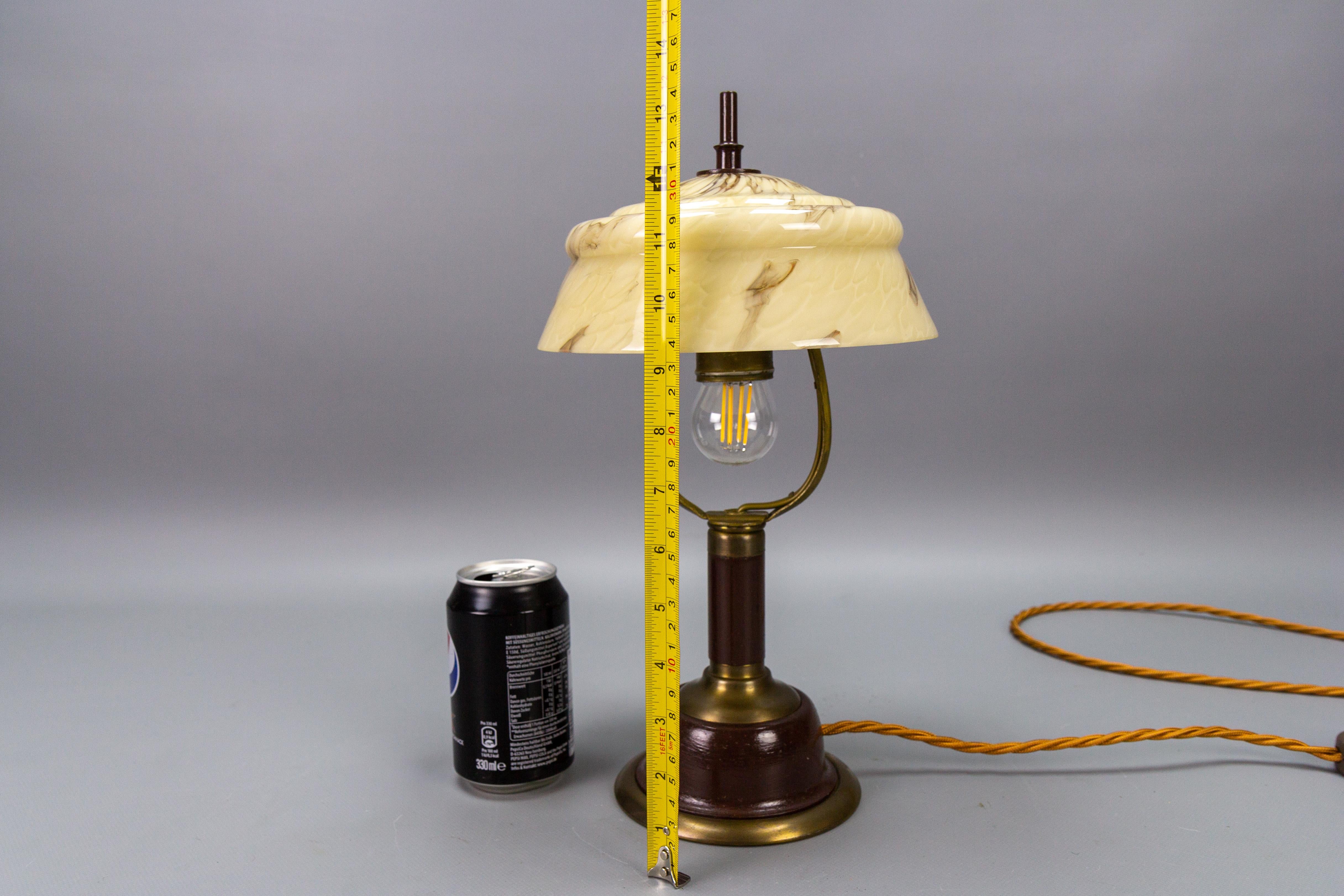 Vintage Brown Marbled Glass and Metal Adjustable Table Lamp For Sale 11