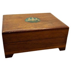 Boîte en bois vintage Brown pour bateau à voile avec couvercle à charnière