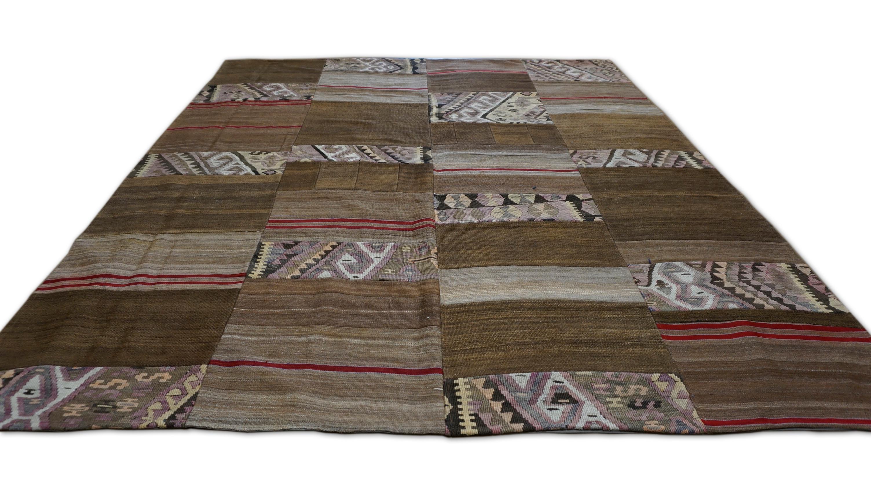 Turco Tappeto vintage in lana marrone con disegno Patch-Work 6'10''x7'10'' in vendita