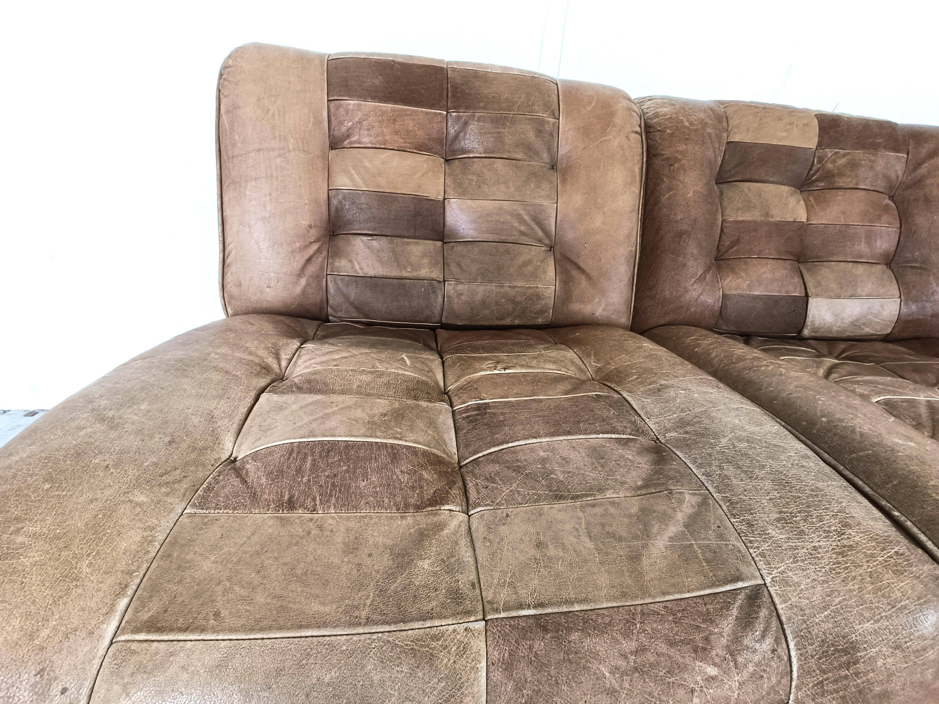 Vintage brown patchwork leather modular sofa, 1970s In Good Condition For Sale In HEVERLEE, BE