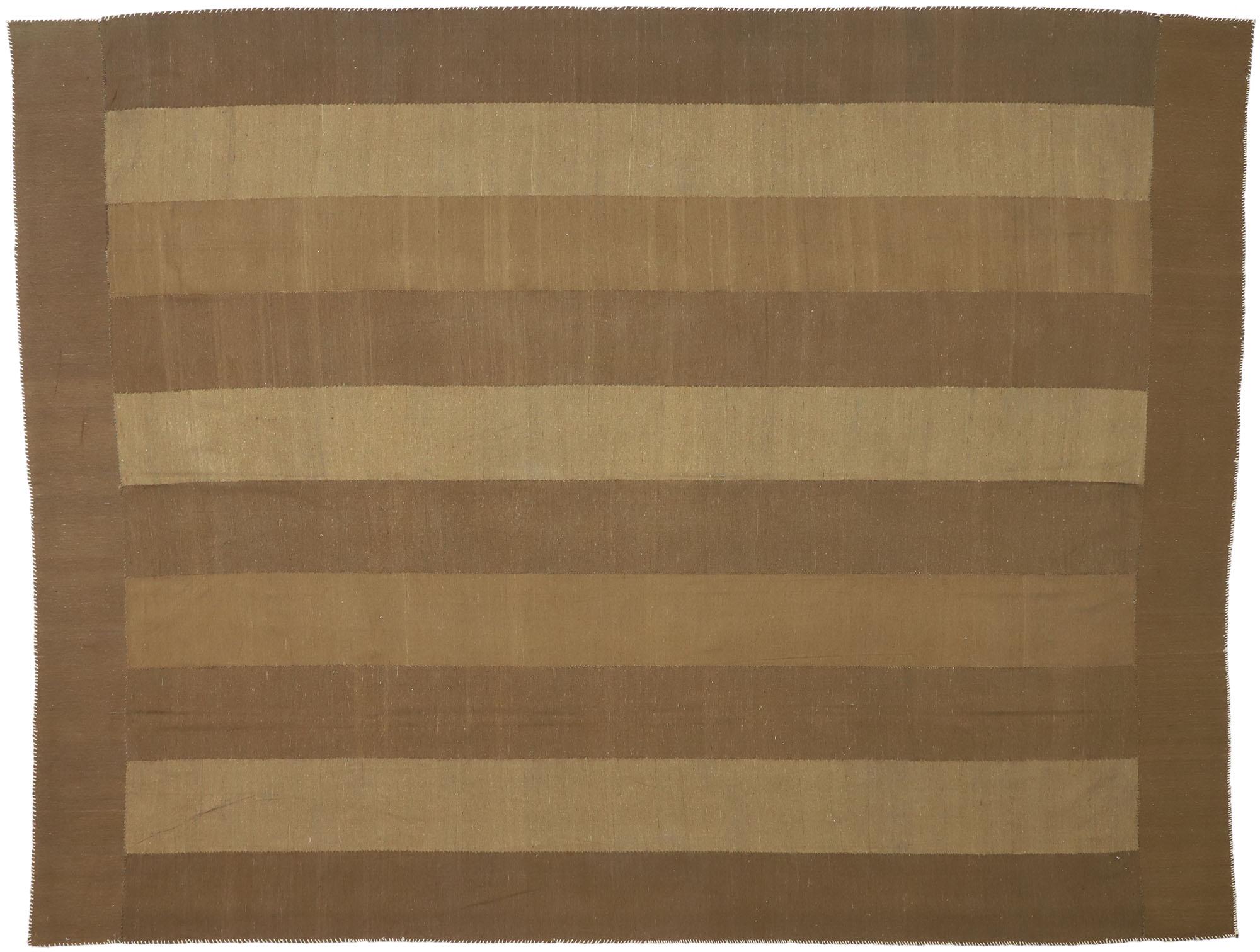 Erdfarbener persischer Mazandaran-Kilim-Teppich aus den 1960er Jahren im Angebot 1