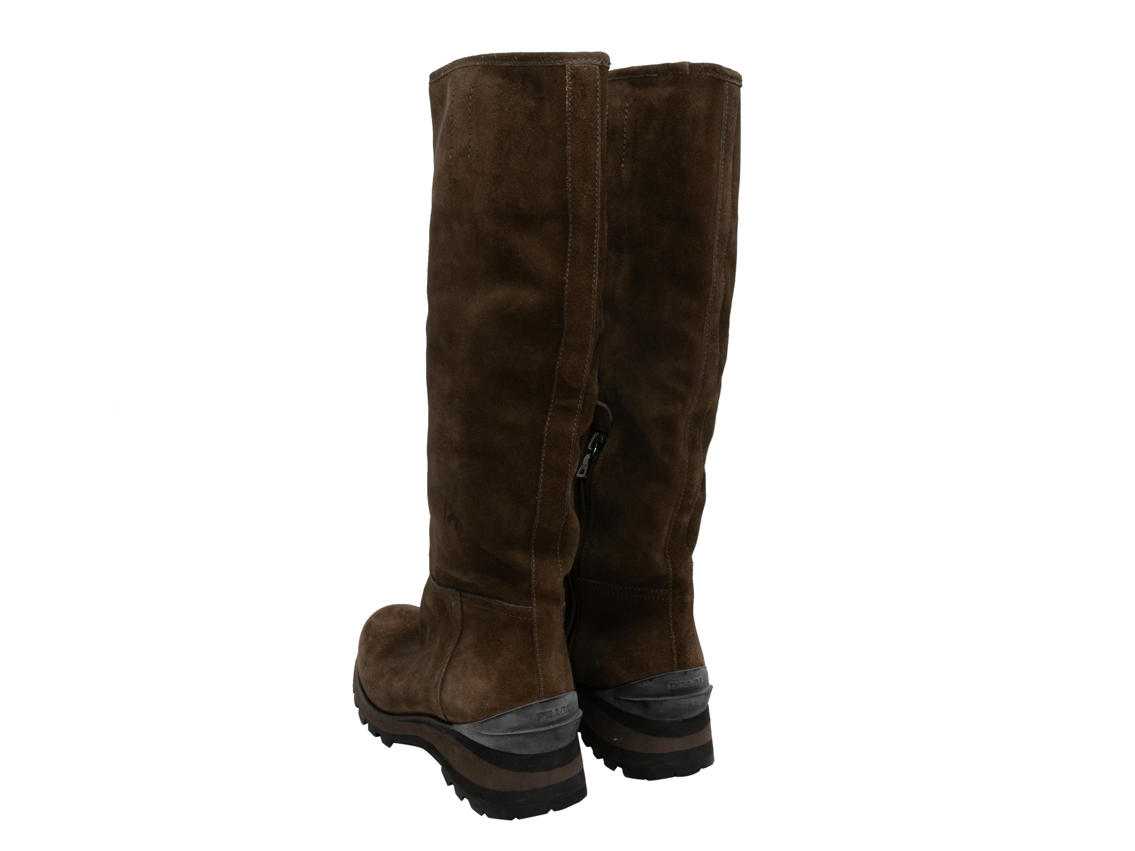 Vintage Brown Prada Suede Knee-High Boots Size 37.5 In Good Condition In New York, NY