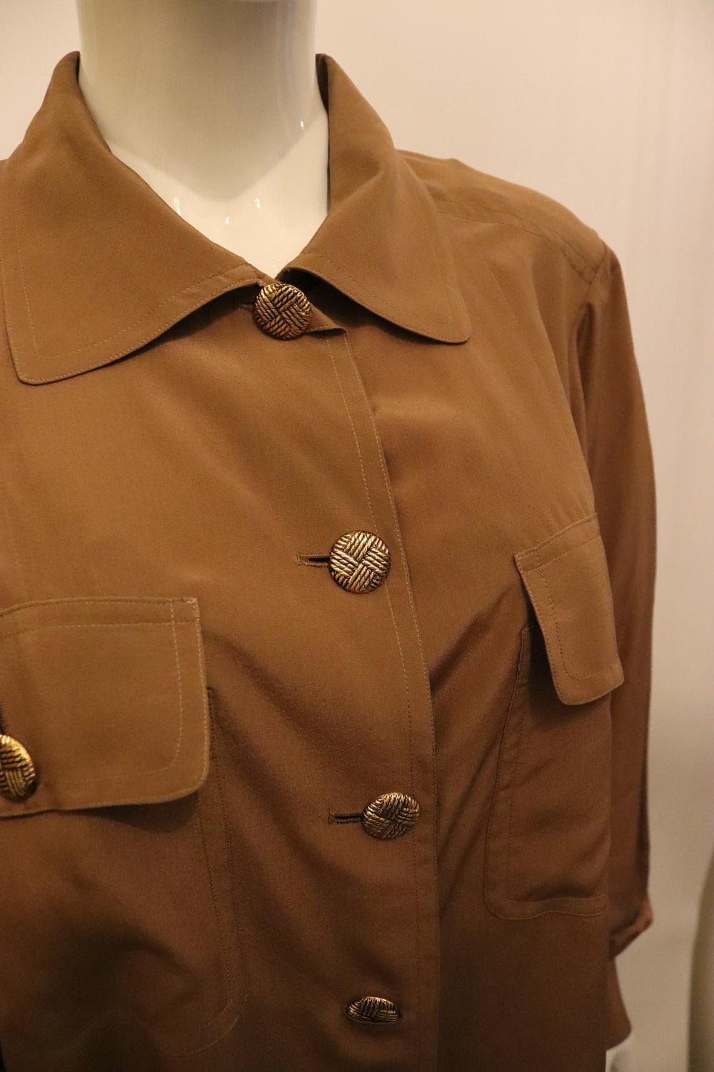 Women's or Men's Vintage Brown Silk Blouse with Attractive Buttons For Sale