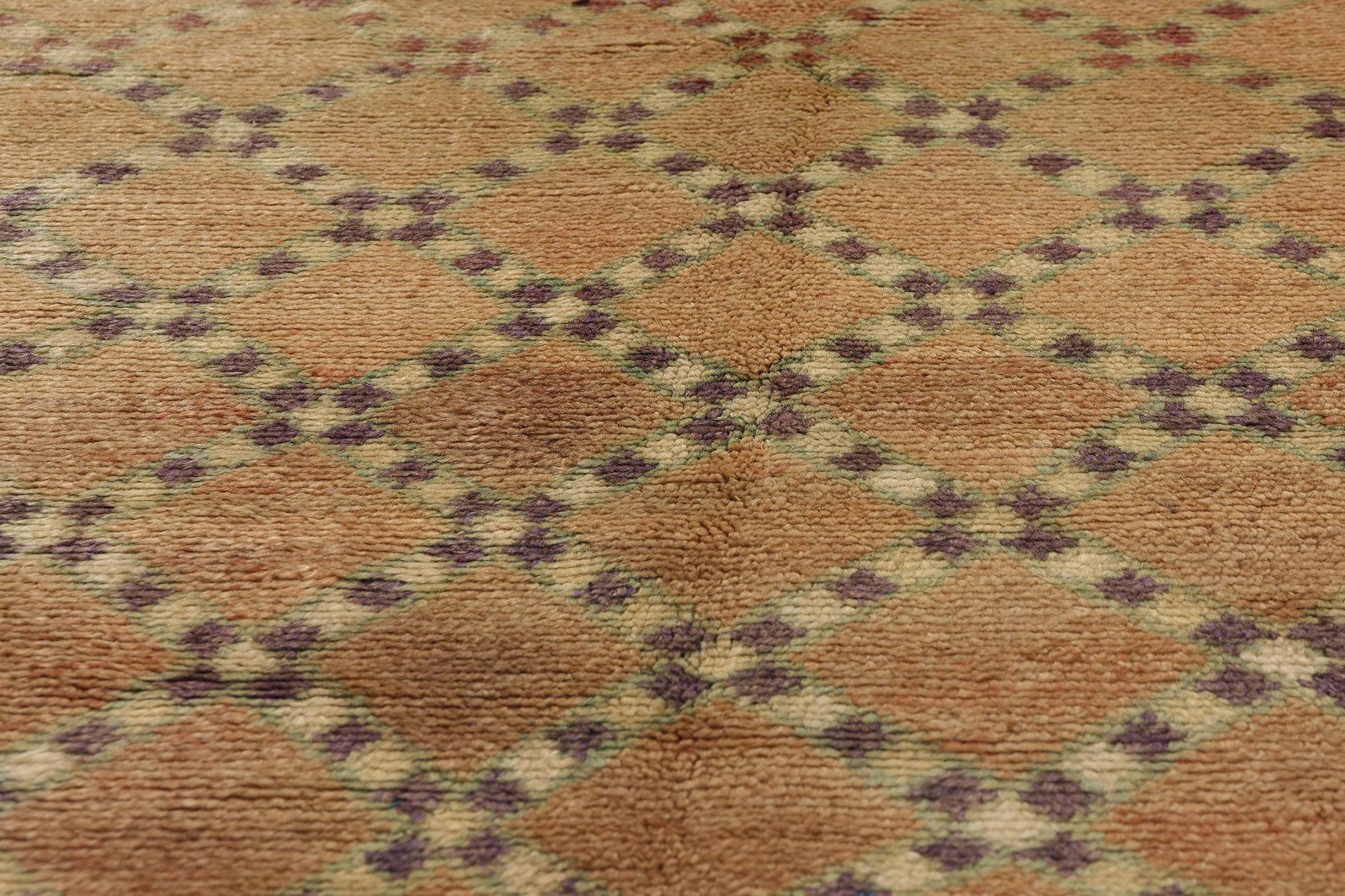 Vintage Brown Taznakht Moroccan Rug, Tribal Enchantment Meets Midcentury Modern In Good Condition For Sale In Dallas, TX
