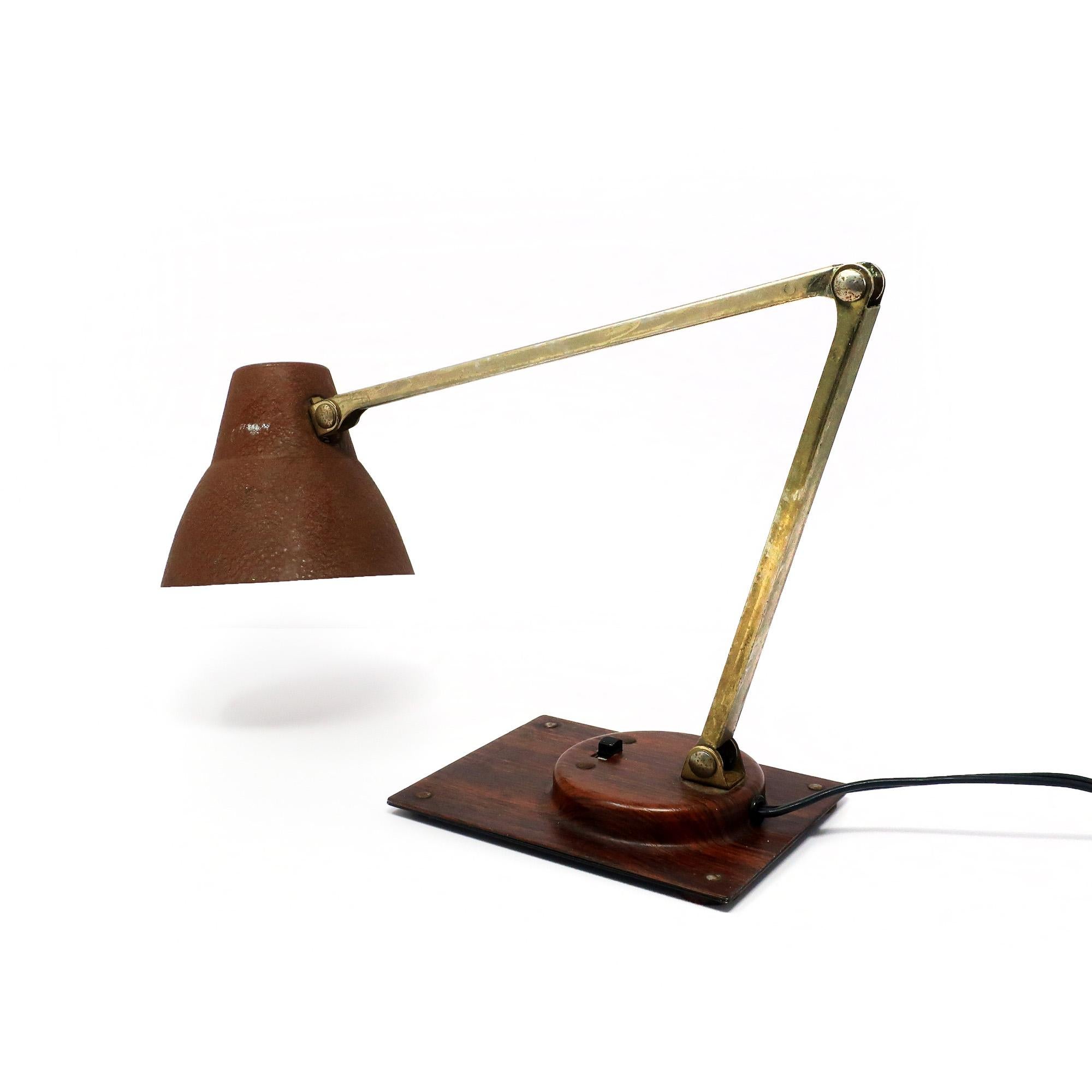 Vintage Brown Tensor Folding Desk Lamp In Good Condition In Brooklyn, NY