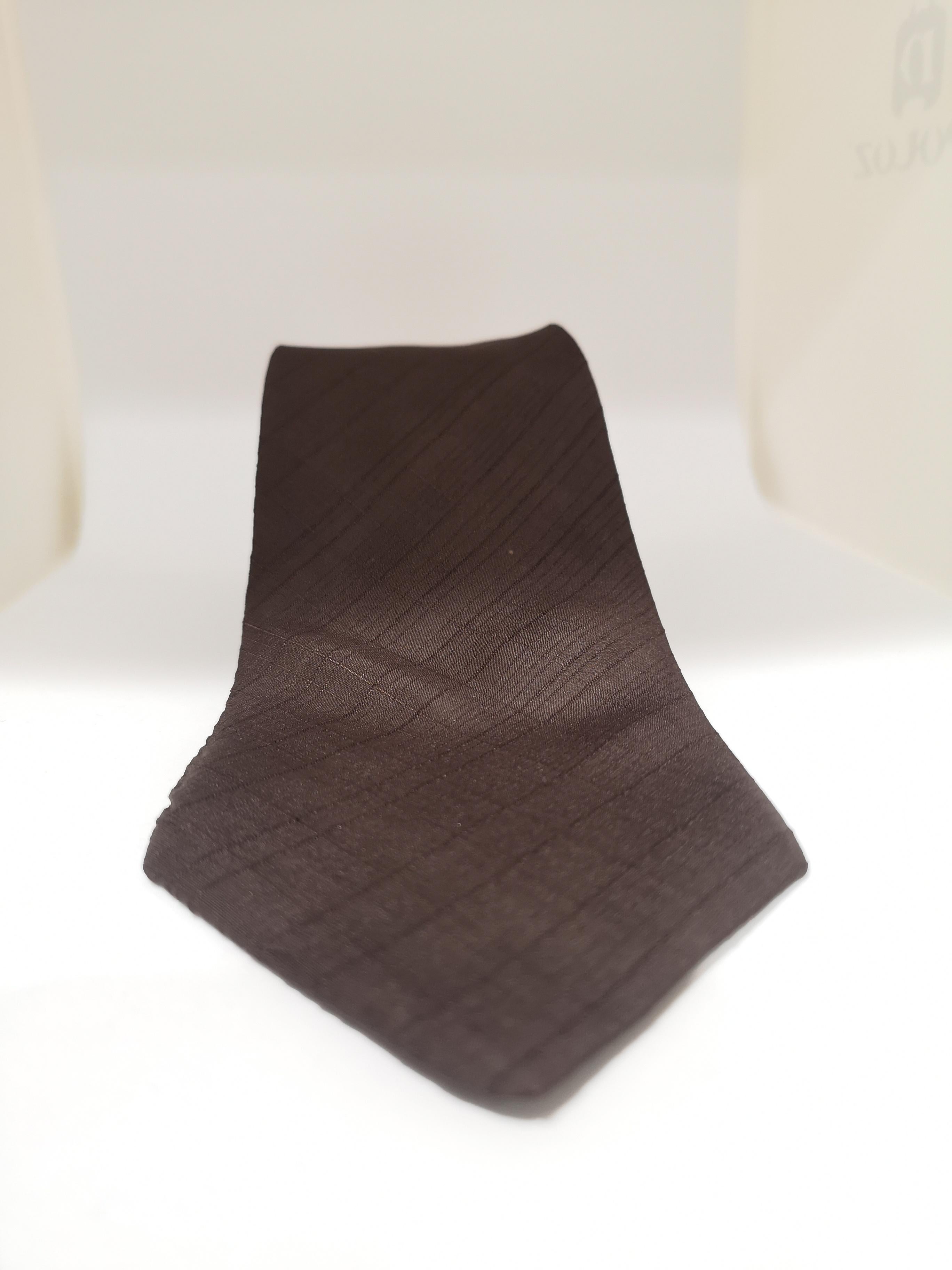 Black Vintage brown tie