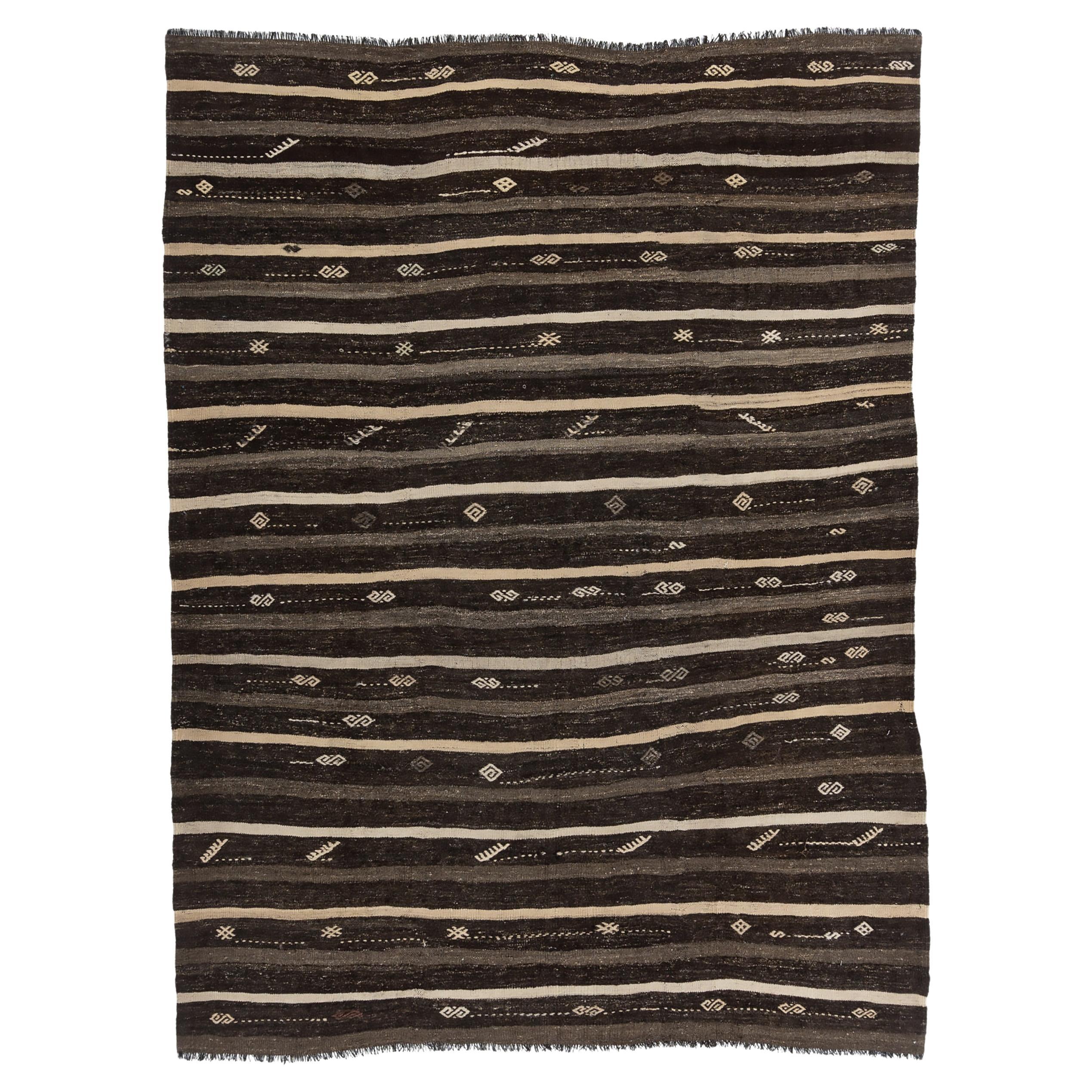 Vintage Brown Turkish Kilim Area Rug  6'7 x 9'10