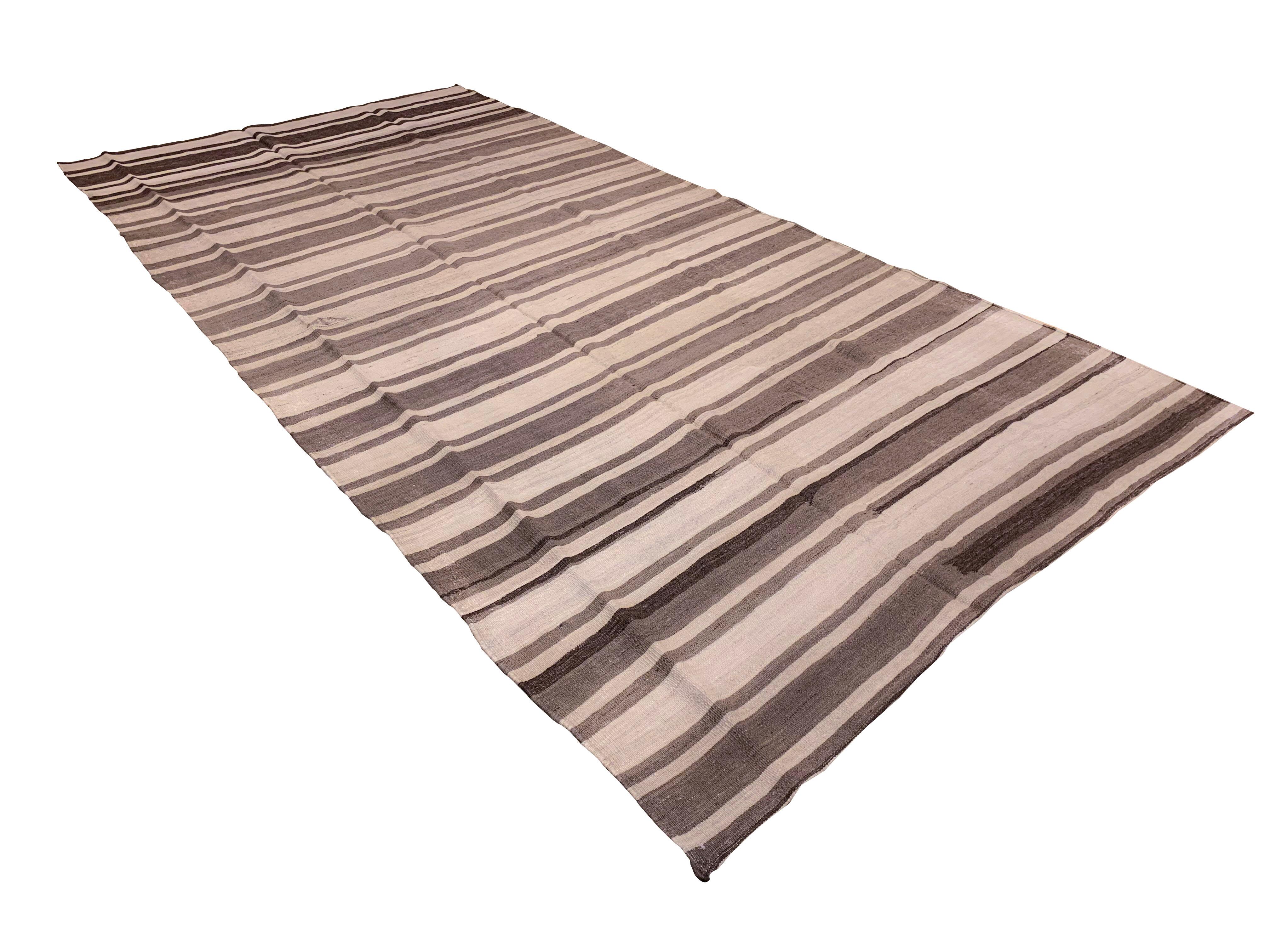 Vintage Brown Turkish Kilim Rug Runner 5'1 x 10'4 For Sale 1
