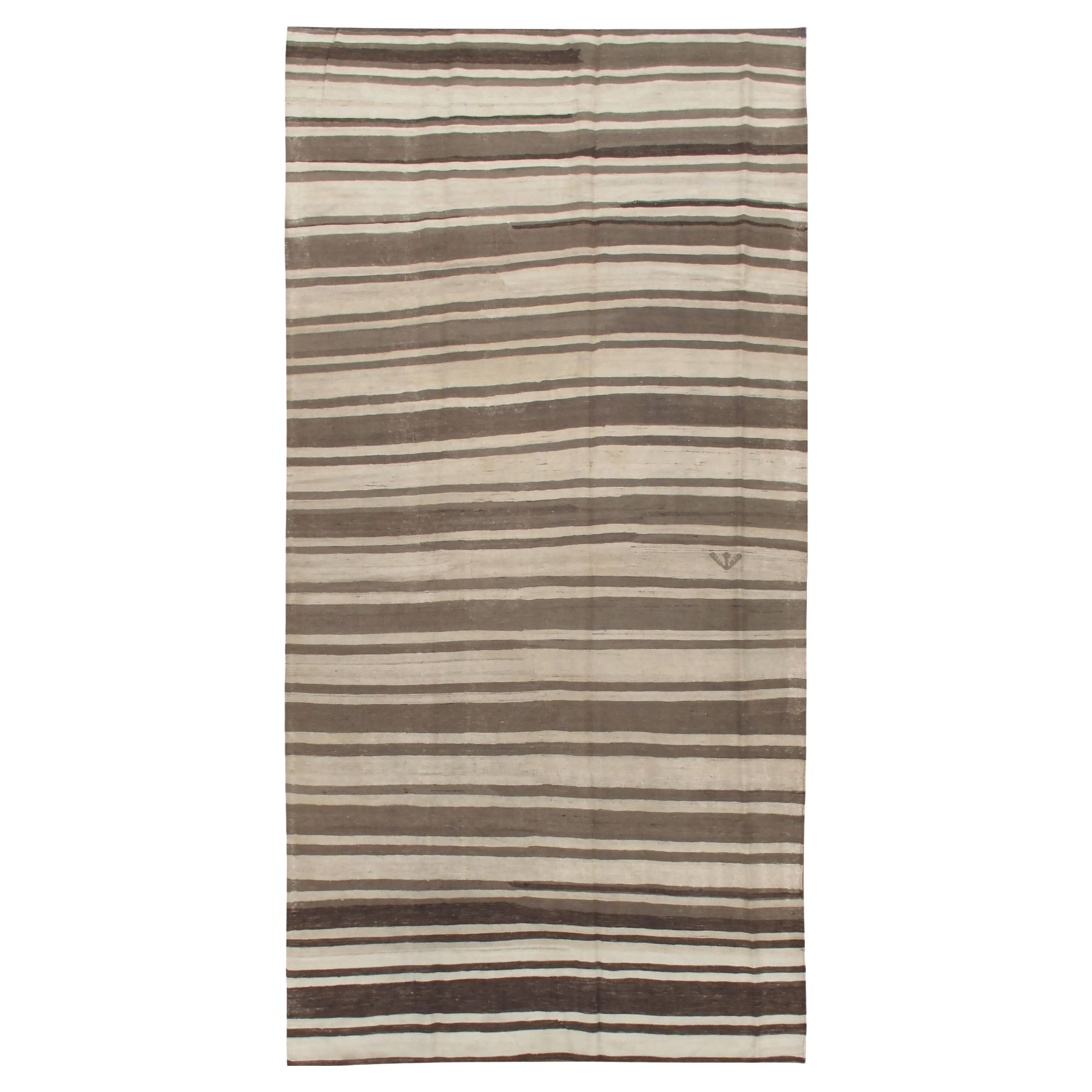 Vintage Brown Turkish Kilim Rug Runner 5'1 x 10'4 For Sale