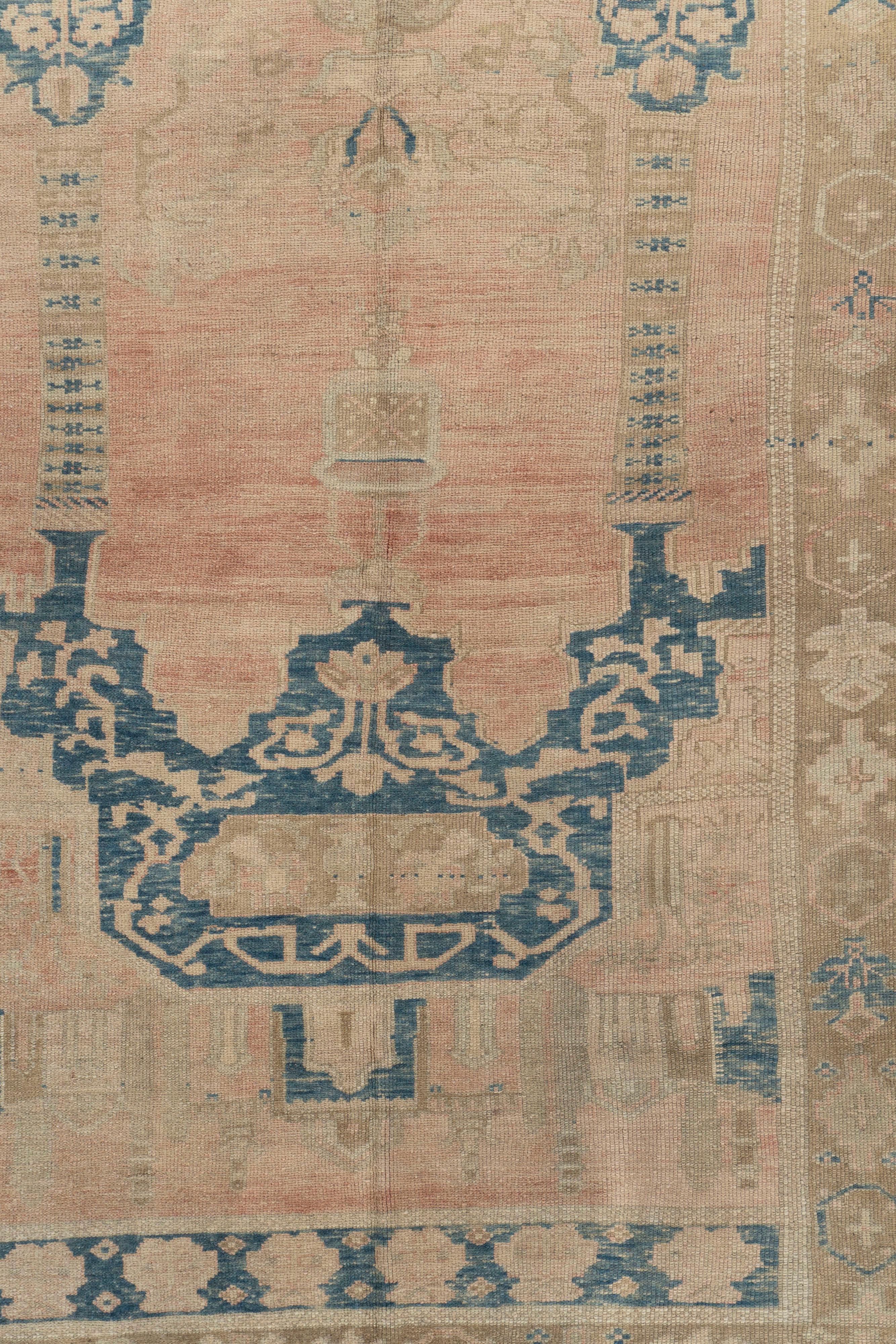 Vintage Brown Turkish Oushak Area Rug 4'6 X 6'5 In Good Condition For Sale In New York, NY