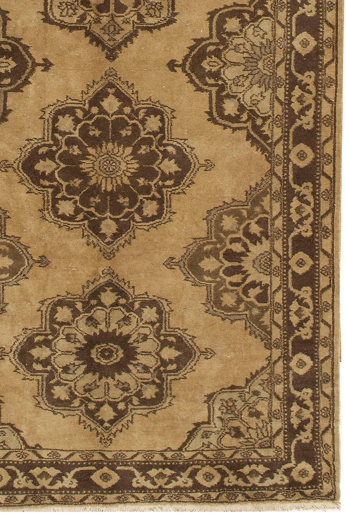 Lana Runner Oushak turco marrone vintage 4'9 x 12'6 in vendita