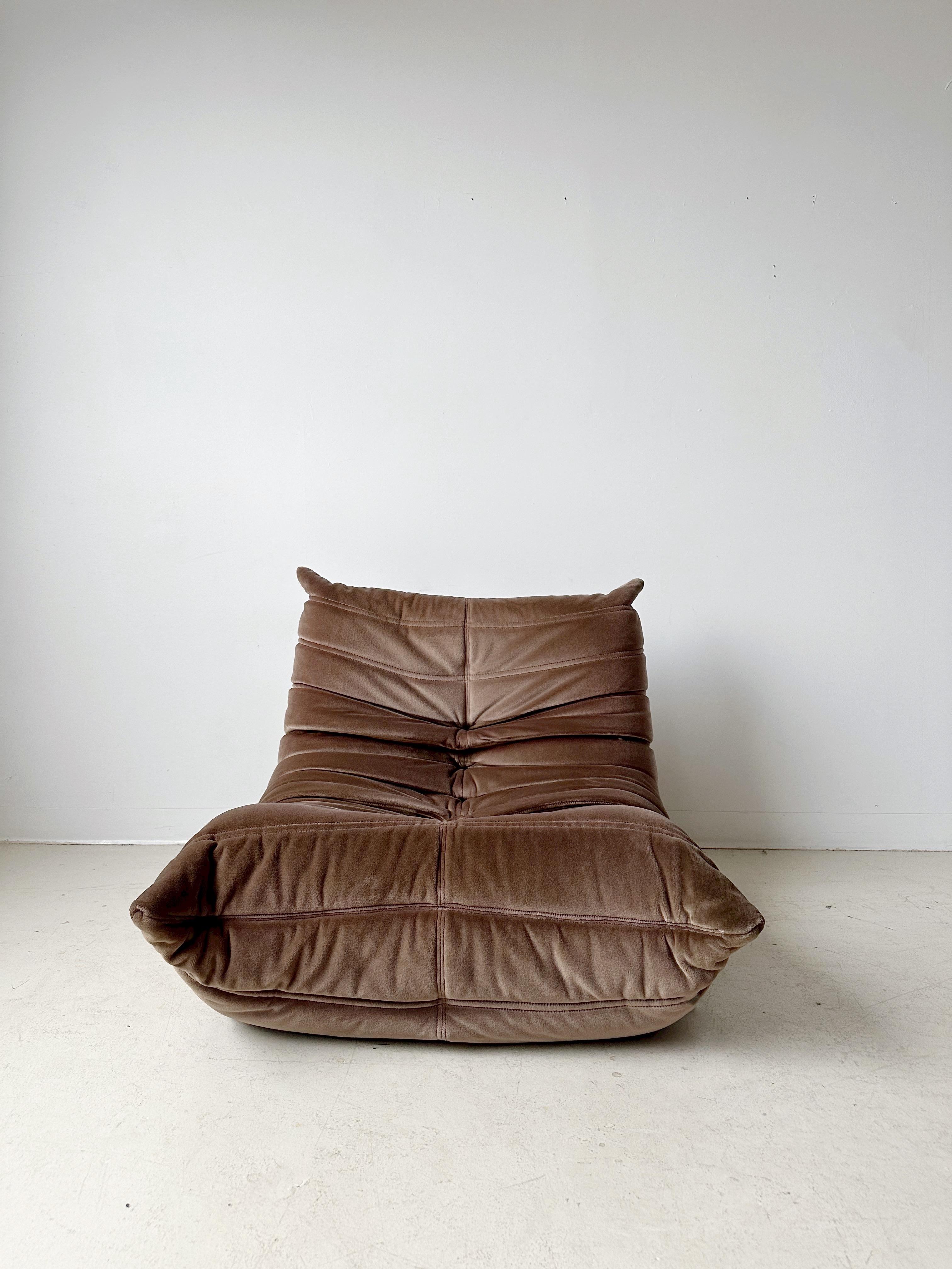 North American Vintage Brown Velvet Togo Lounge Chair by Michel Ducaroy for Ligne Roset