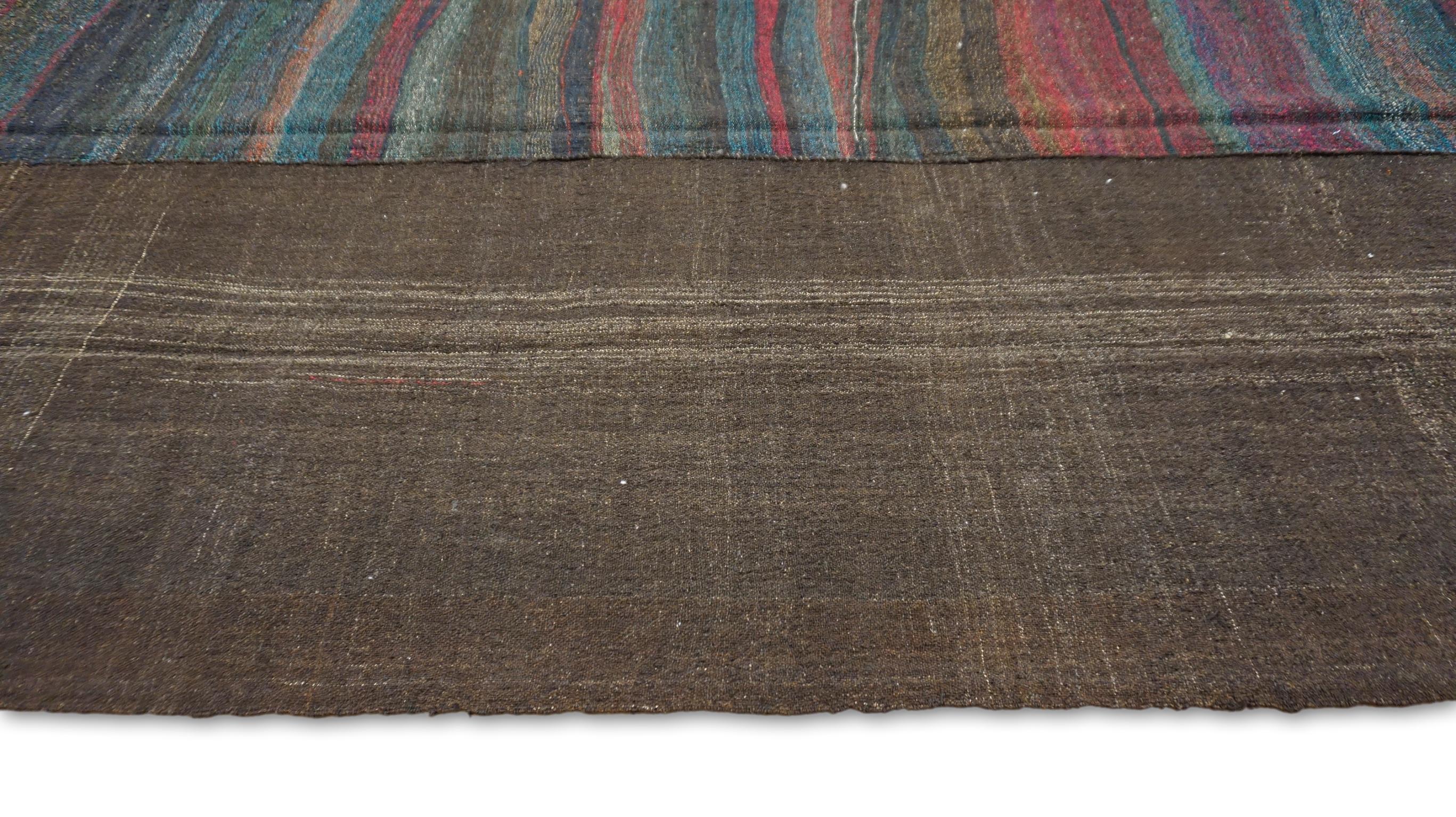 Vintage Brown mit mehrfarbigem Paneel Wolle Kilim 6'3''x11'7'' (Türkisch) im Angebot