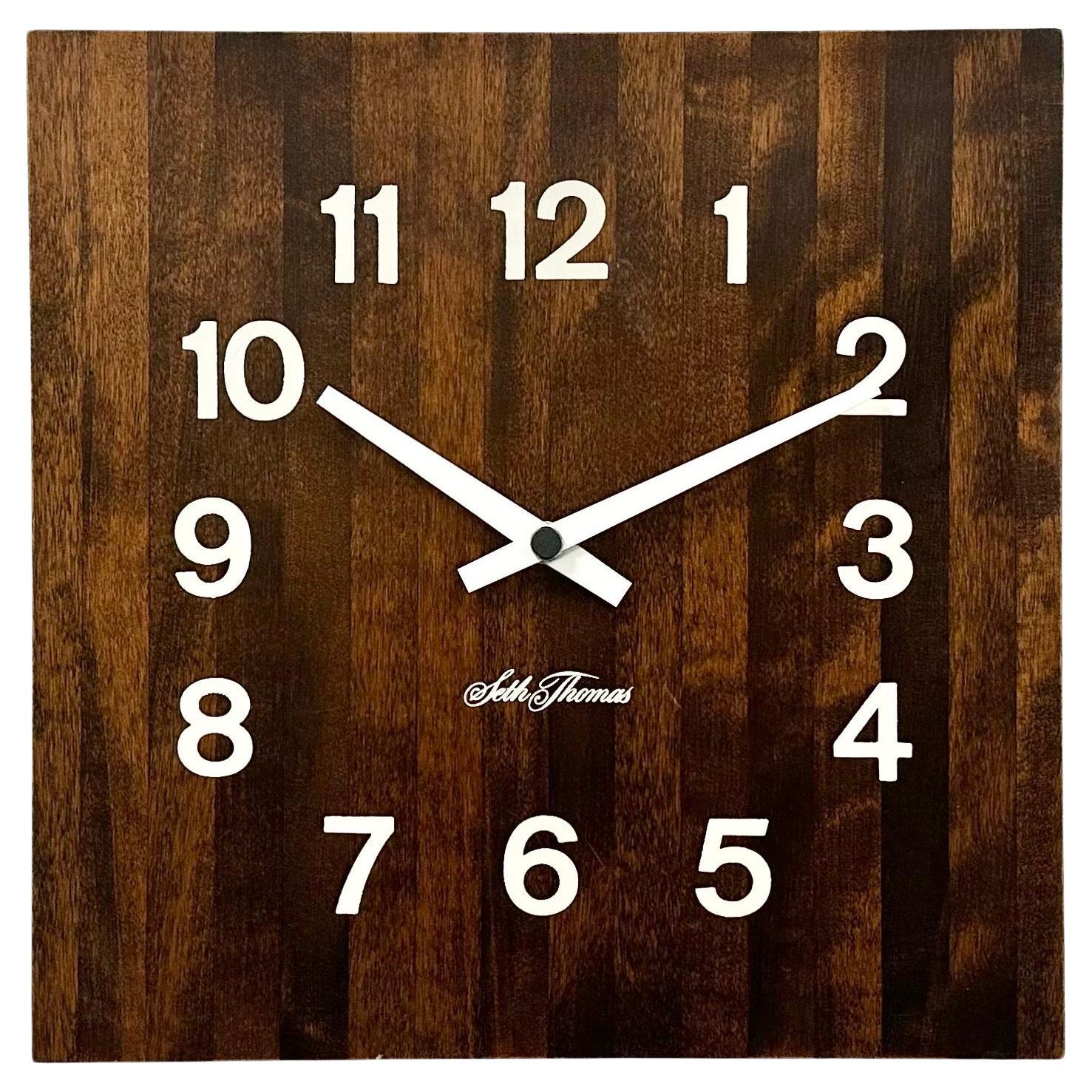 Horloge murale en bois marron vintage de Seth Thomas, années 1980