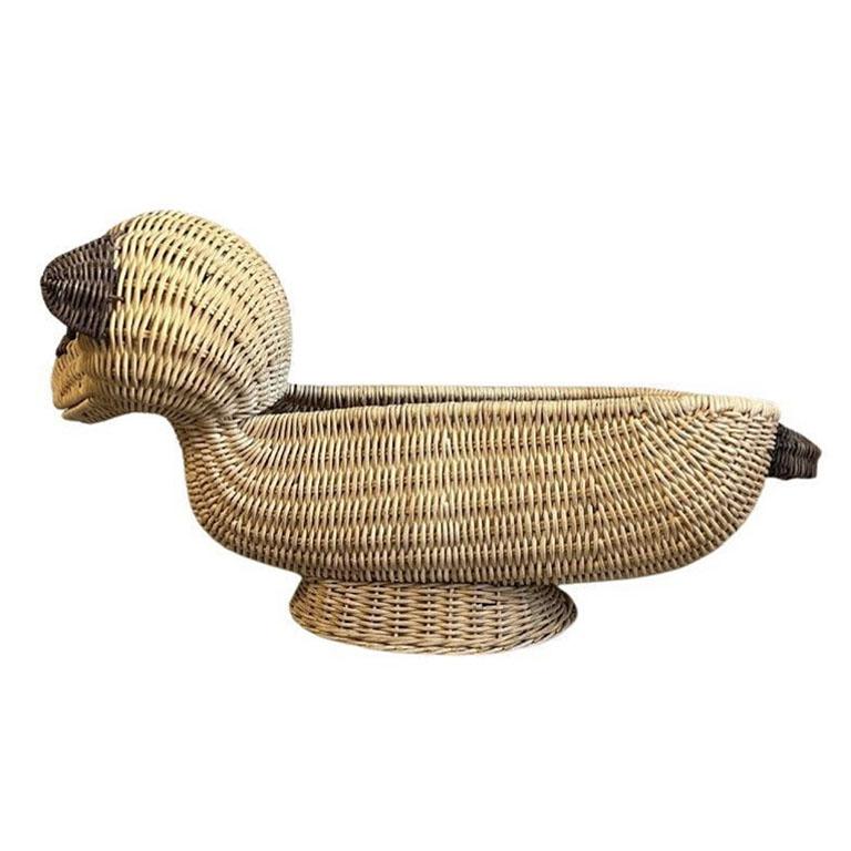 Cesta de mimbre marrón vintage para perros o cachorros Mimbre en venta